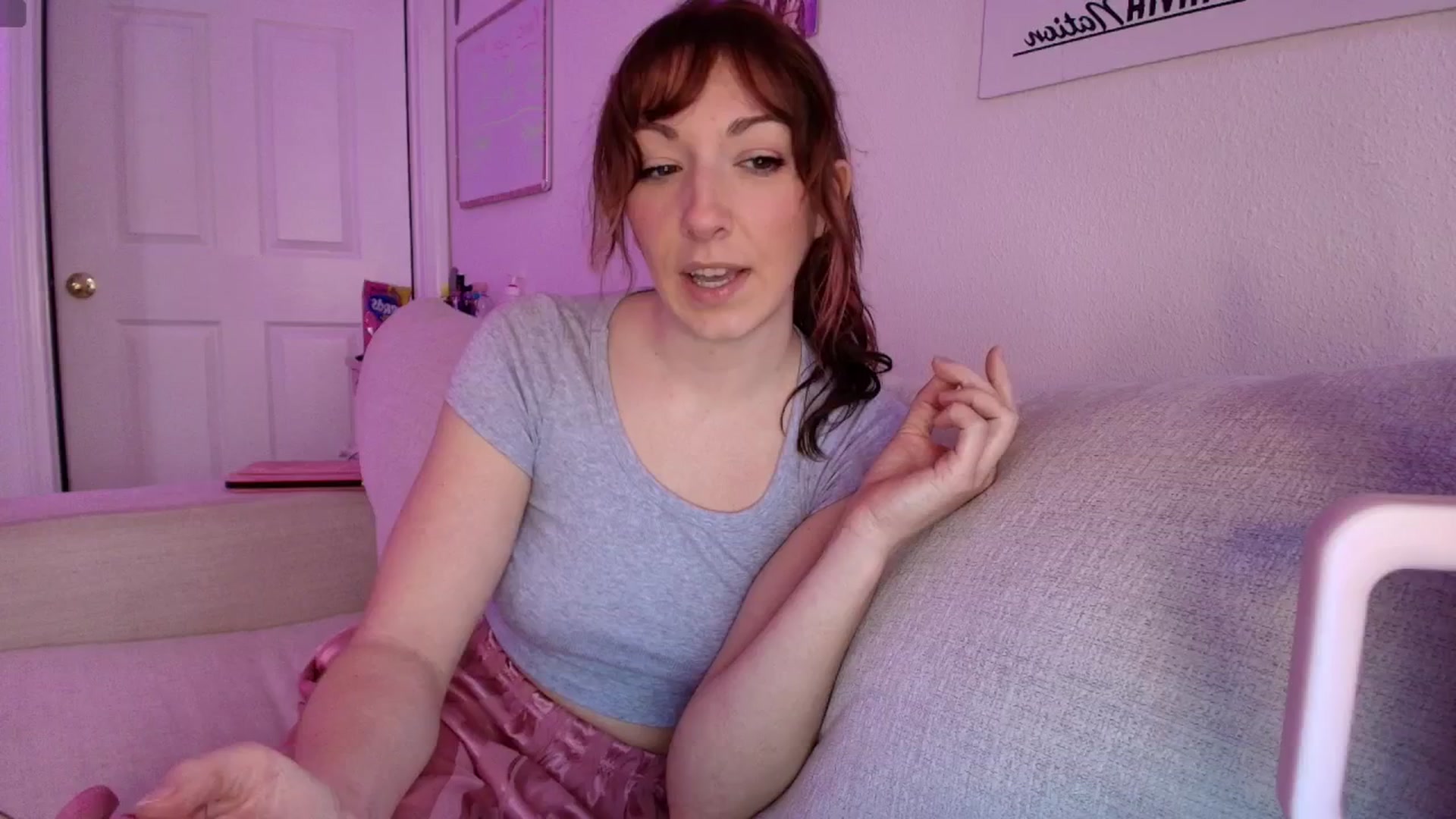 Gallery image thumbnail from AnnaFaux's myfreecams stream on, 02/13/2026, 16:15 image 14 of 20