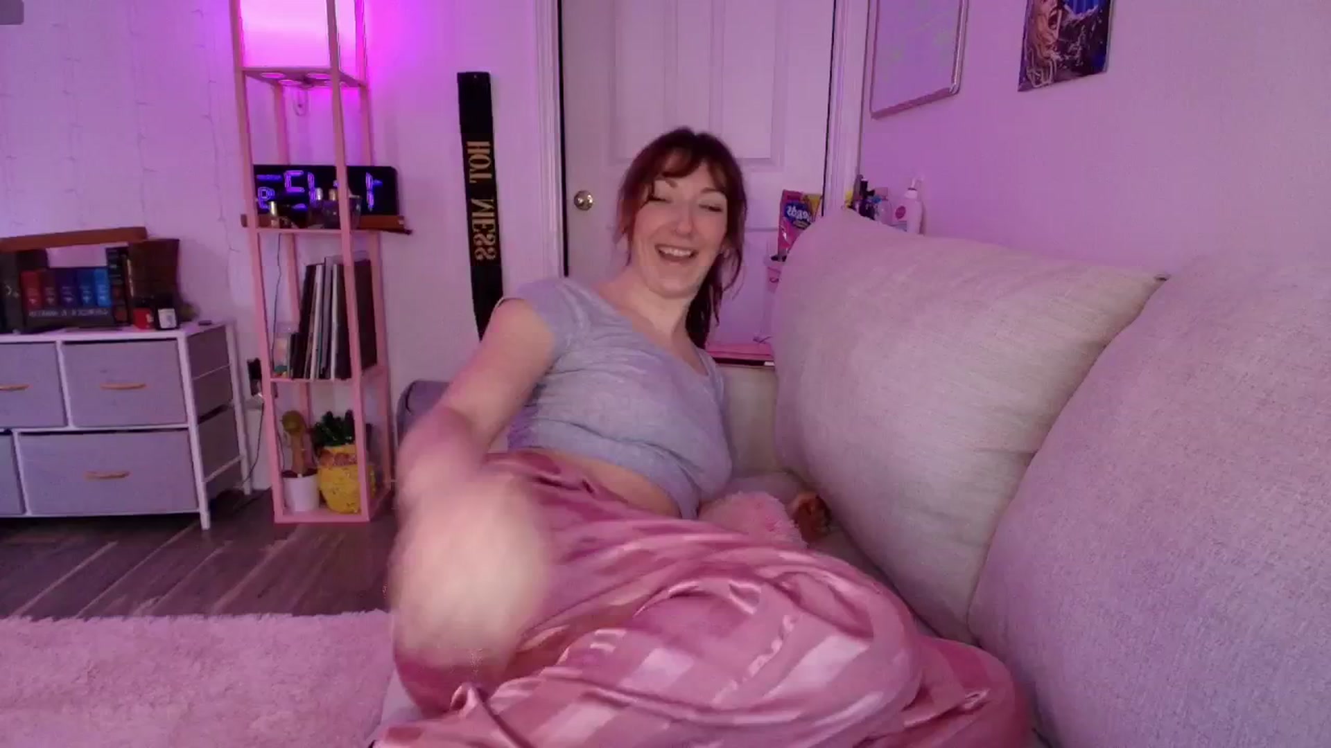 Gallery image thumbnail from AnnaFaux's myfreecams stream on, 02/13/2026, 16:15 image 20 of 20