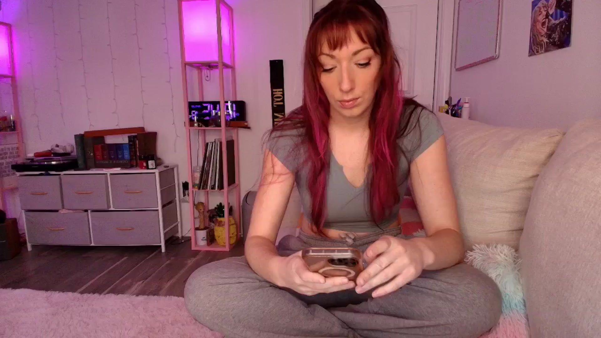 Gallery image thumbnail from AnnaFaux's myfreecams stream on, 02/23/2026, 18:19 image 1 of 20