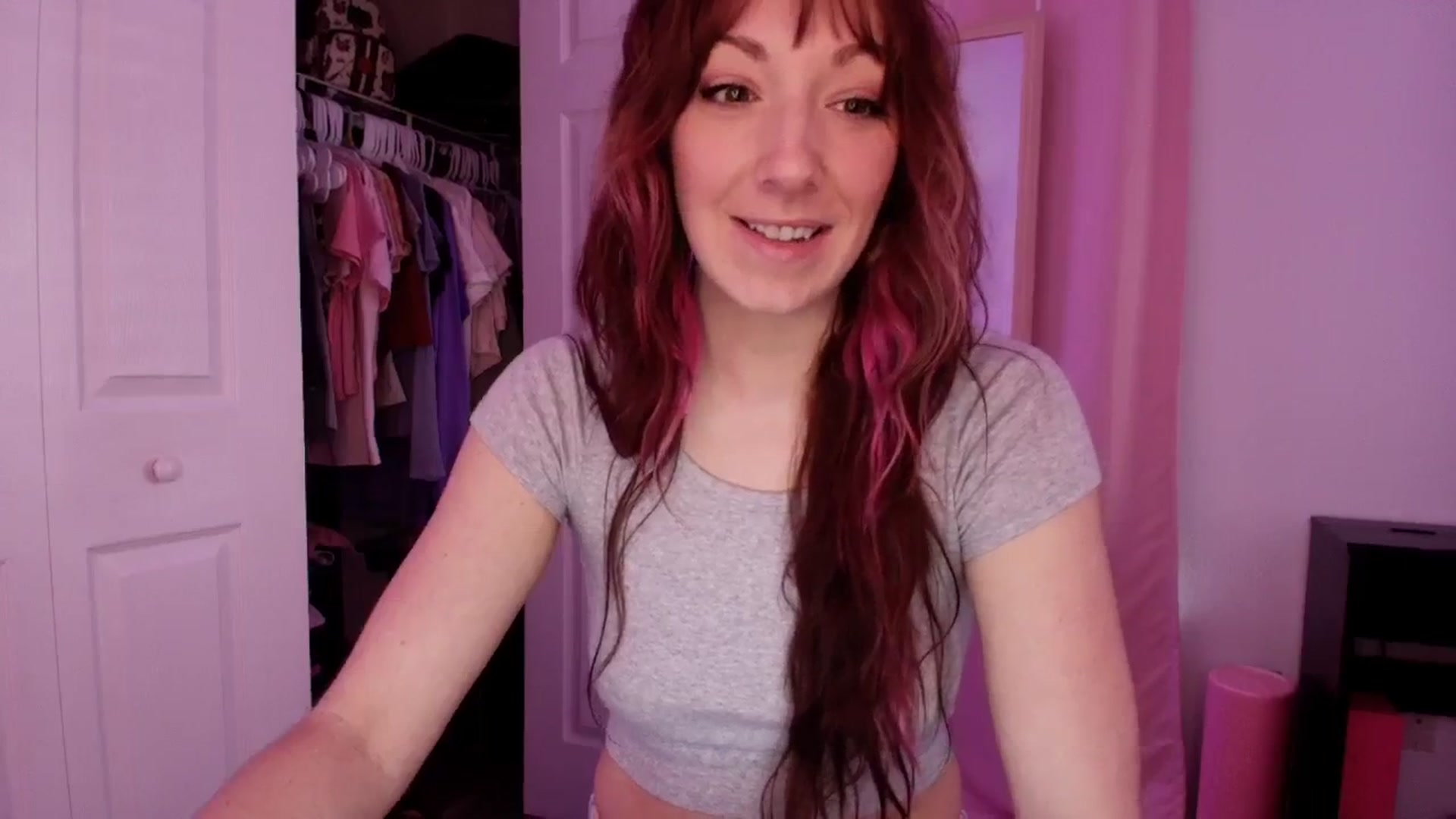 Gallery image thumbnail from AnnaFaux's myfreecams stream on, 03/13/2026, 16:57 image 12 of 20