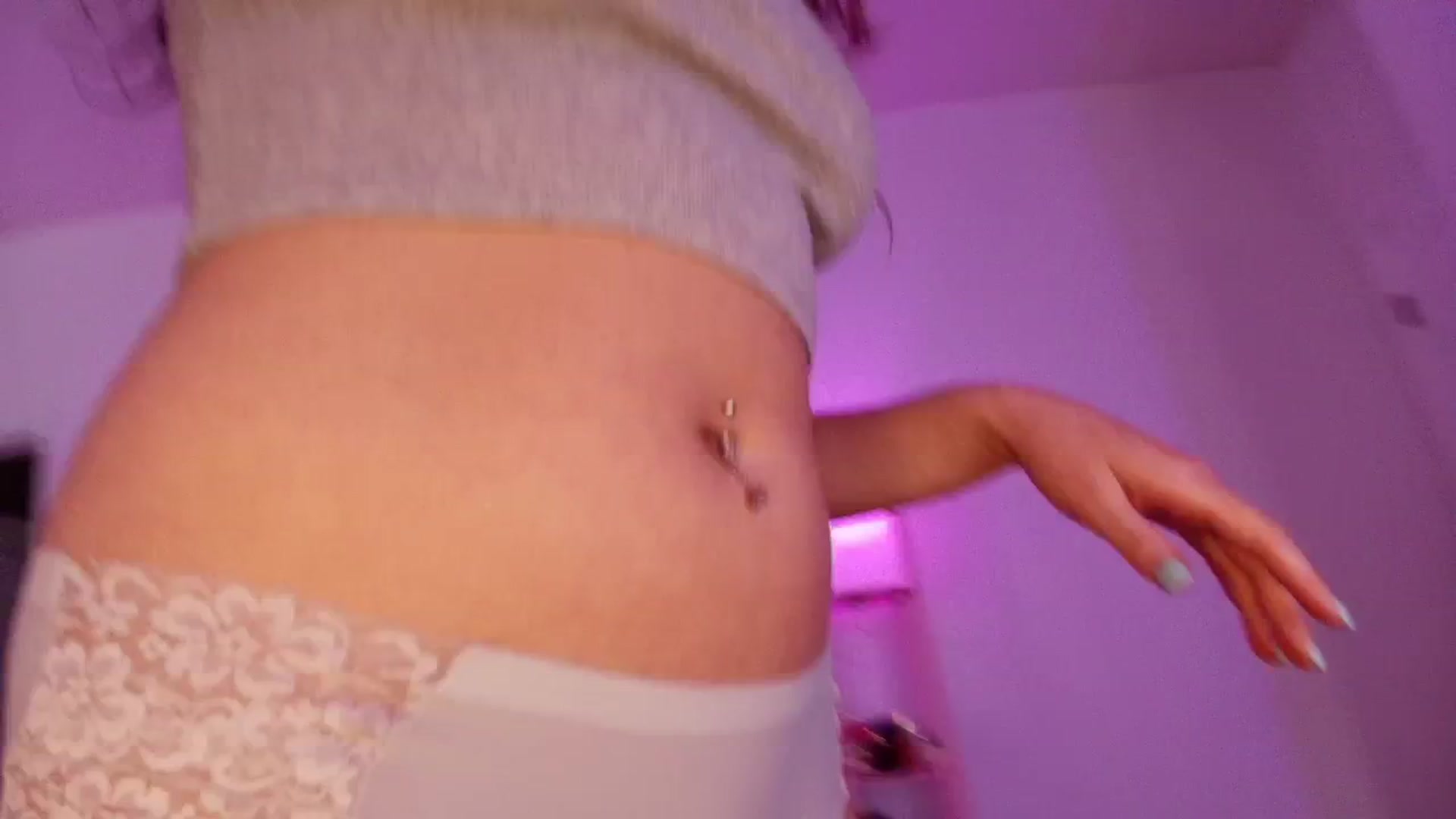 Gallery image thumbnail from AnnaFaux's myfreecams stream on, 04/03/2026, 15:34 image 4 of 20