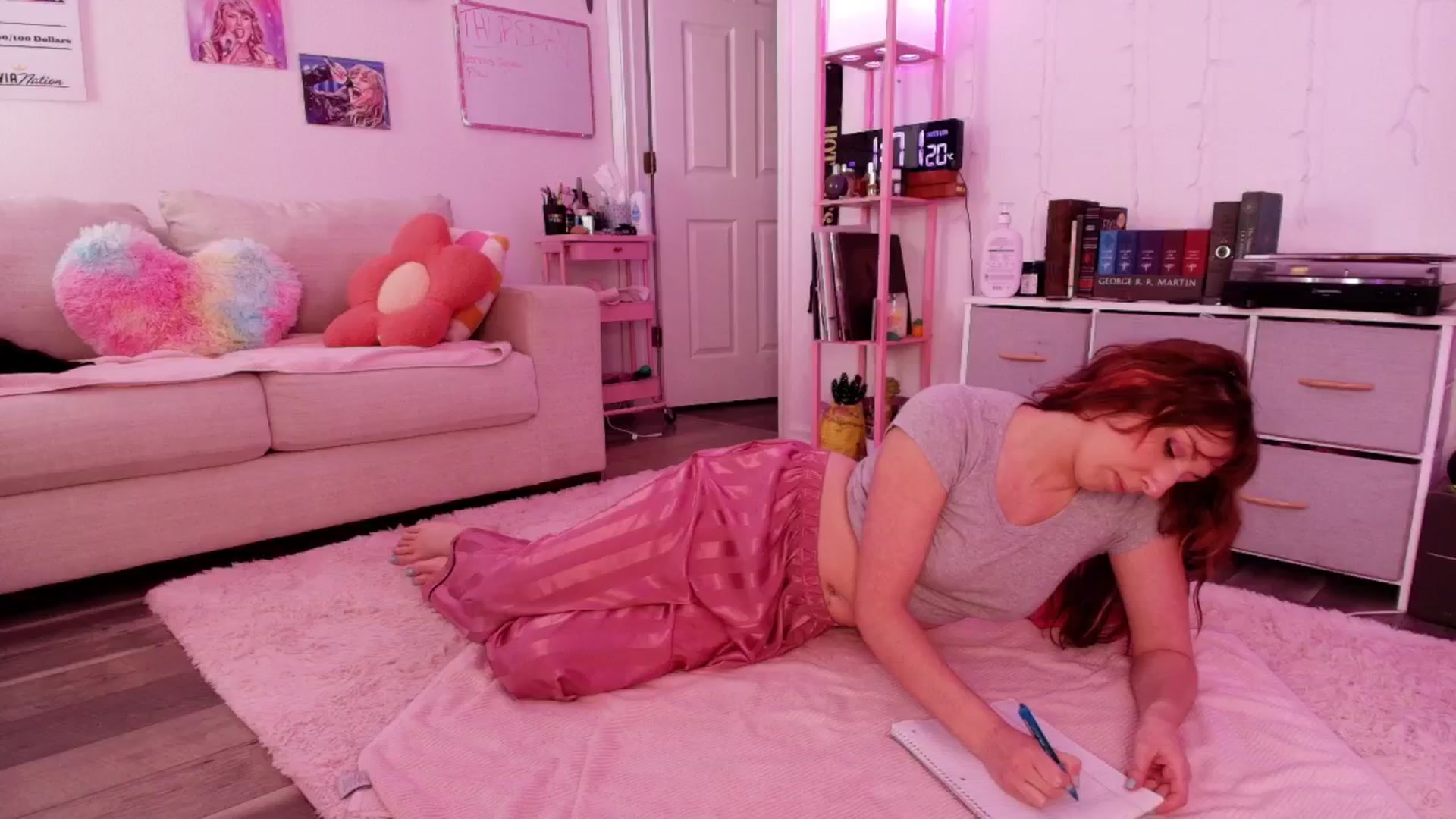 Gallery image thumbnail from AnnaFaux's myfreecams stream on, 04/03/2026, 17:12 image 16 of 20