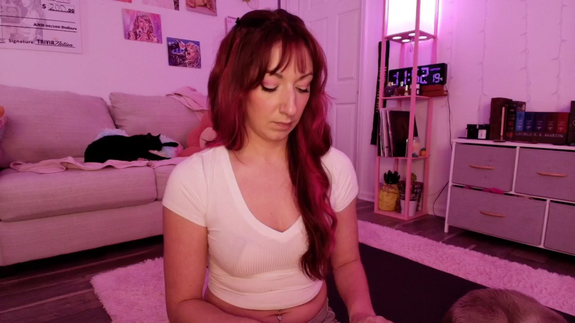 Gallery image thumbnail from AnnaFaux's myfreecams stream on, 04/06/2026, 16:09 image 13 of 20