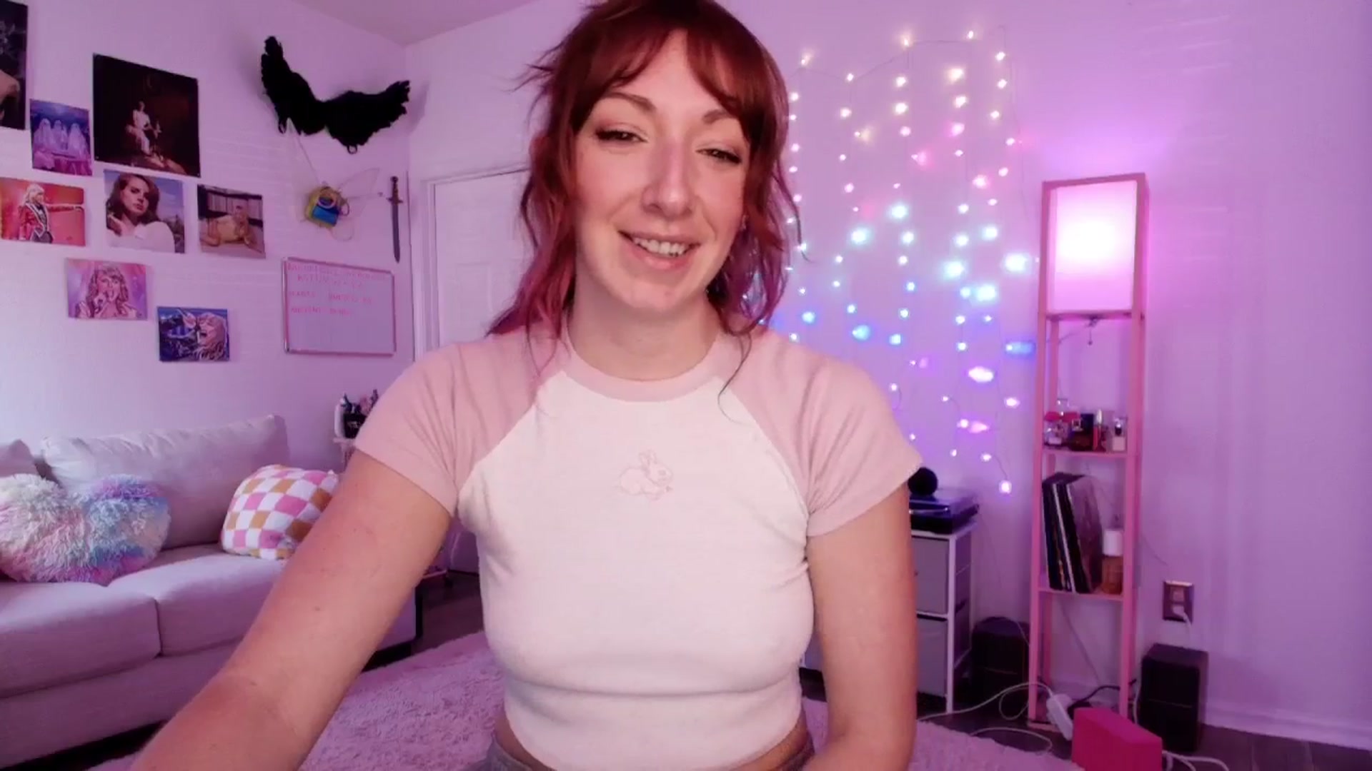 Gallery image thumbnail from AnnaFaux's myfreecams stream on, 04/17/2026, 15:56 image 9 of 20
