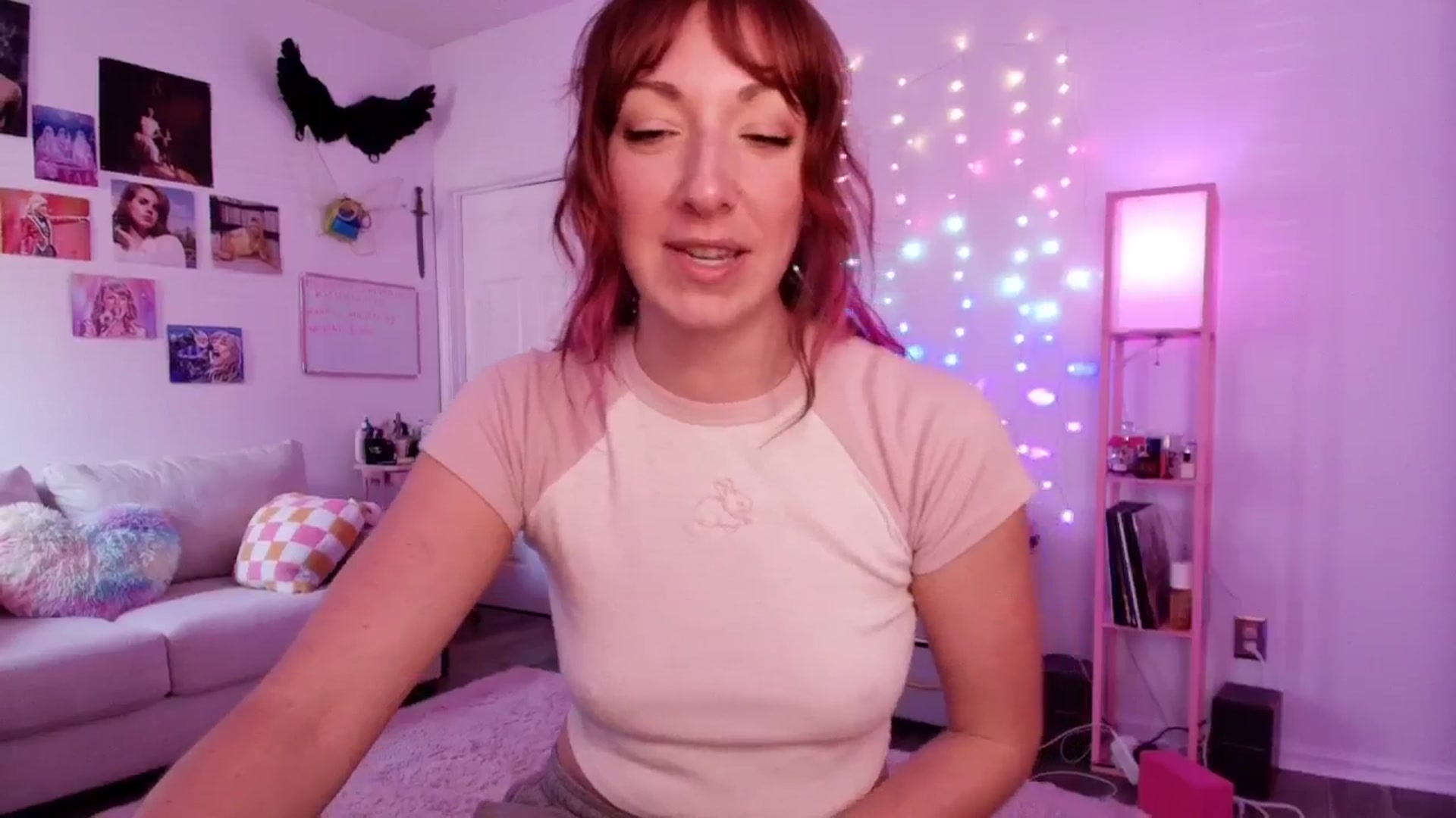 Gallery image thumbnail from AnnaFaux's myfreecams stream on, 04/17/2026, 15:56 image 11 of 20