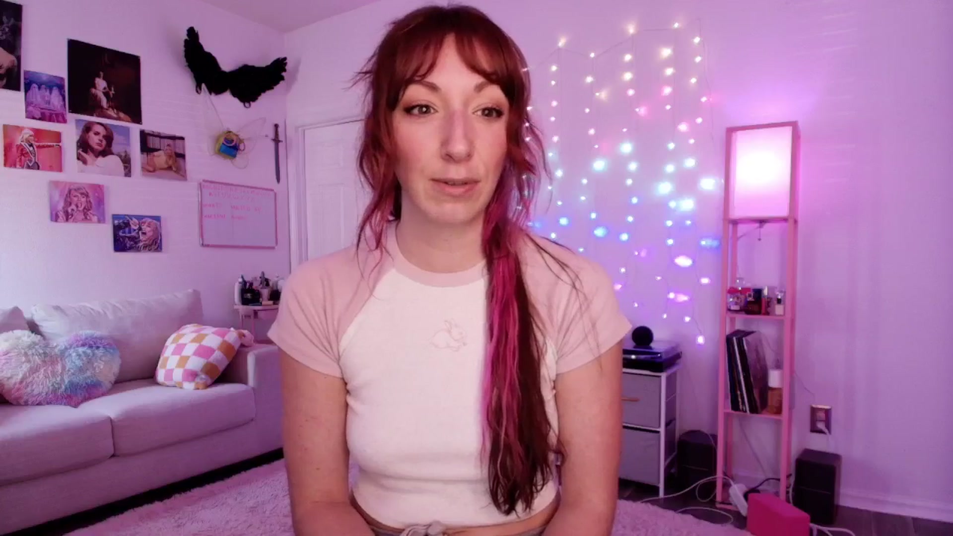 Gallery image thumbnail from AnnaFaux's myfreecams stream on, 04/17/2026, 15:56 image 7 of 20