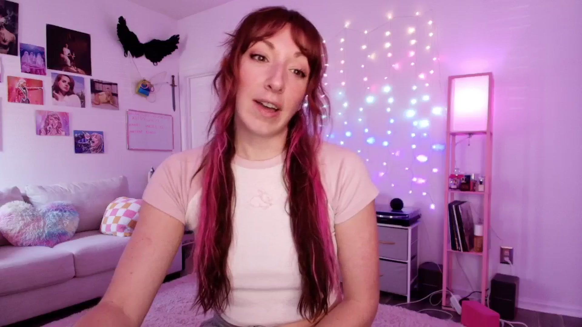 Gallery image thumbnail from AnnaFaux's myfreecams stream on, 04/17/2026, 15:56 image 2 of 20