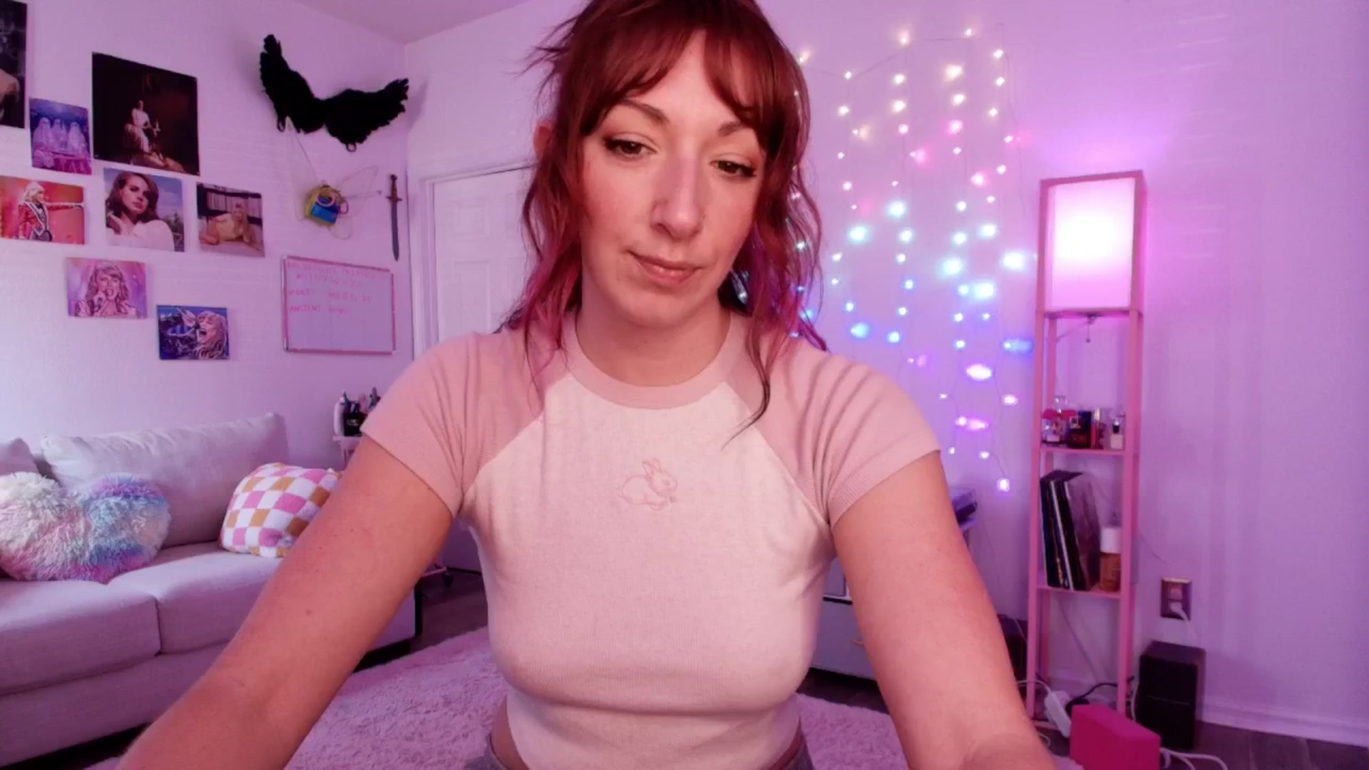 Gallery image thumbnail from AnnaFaux's myfreecams stream on, 04/17/2026, 15:56 image 10 of 20