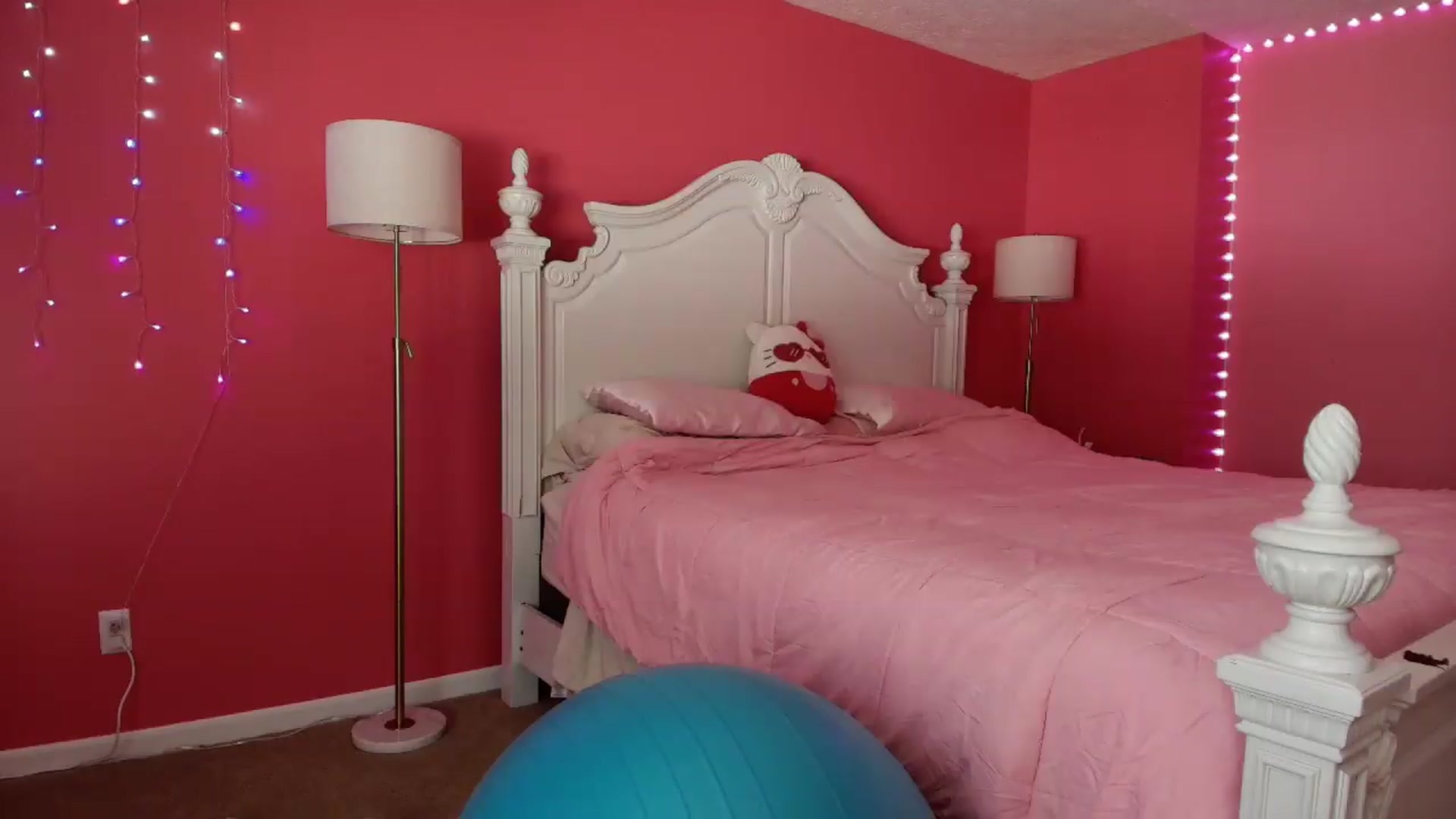 Gallery image thumbnail from AnnaFaux's myfreecams stream on, 07/15/2026, 19:34 image 2 of 20