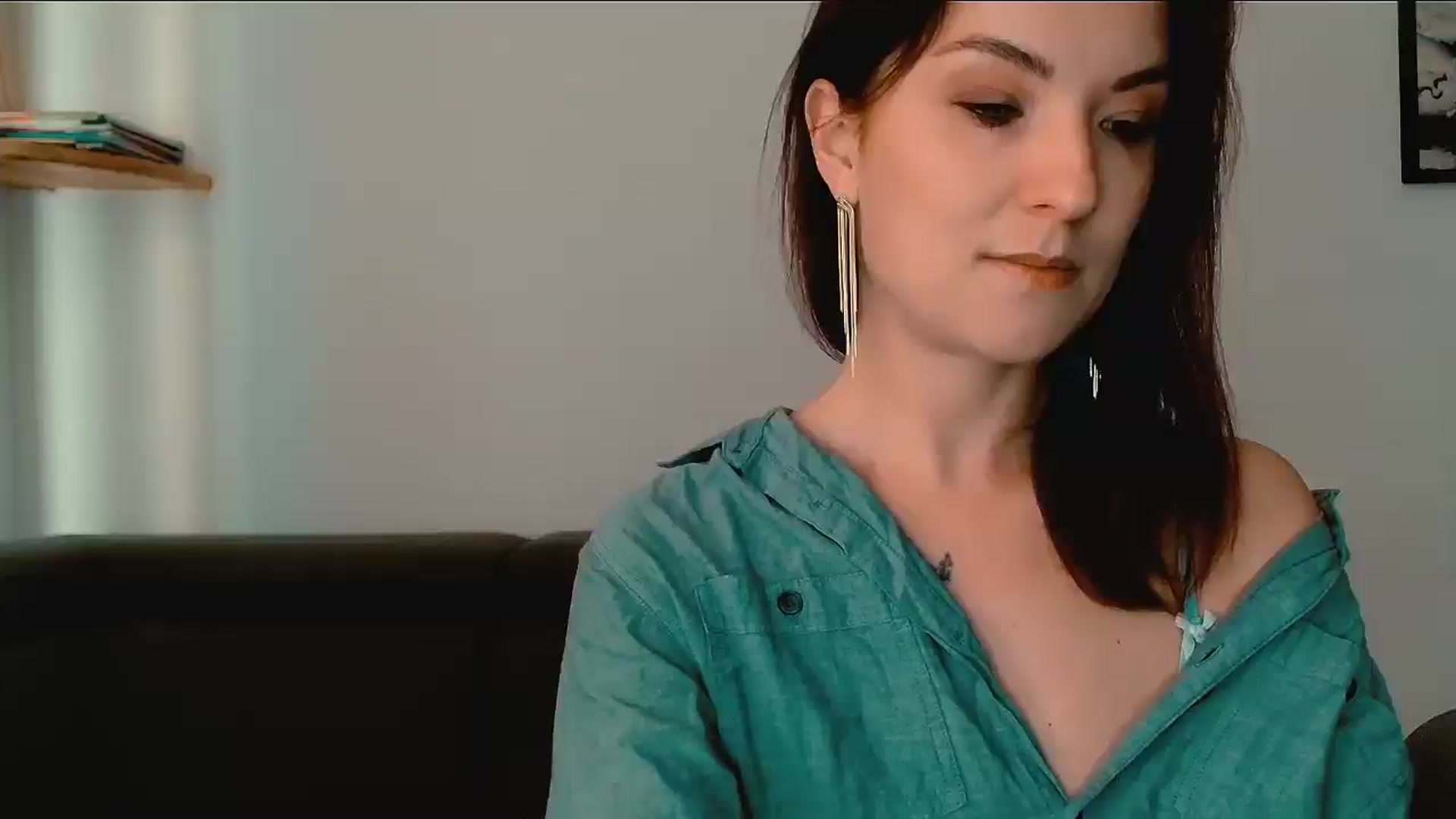 Gallery image thumbnail from AnnaFun2's myfreecams stream on, 04/27/2026, 08:59 image 15 of 20