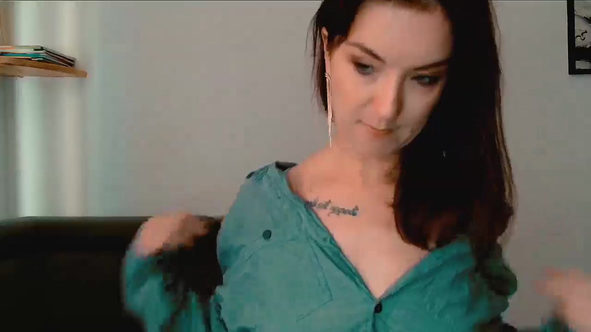 Gallery image thumbnail from AnnaFun2's myfreecams stream on, 04/27/2026, 08:59 image 14 of 20