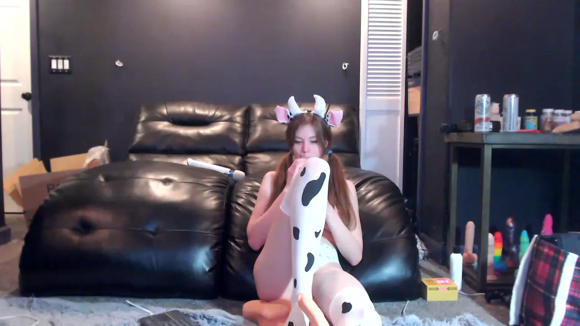 Gallery image thumbnail from AnnaGingerDD's myfreecams stream on, 12/02/2022, 09:46 image 6 of 20