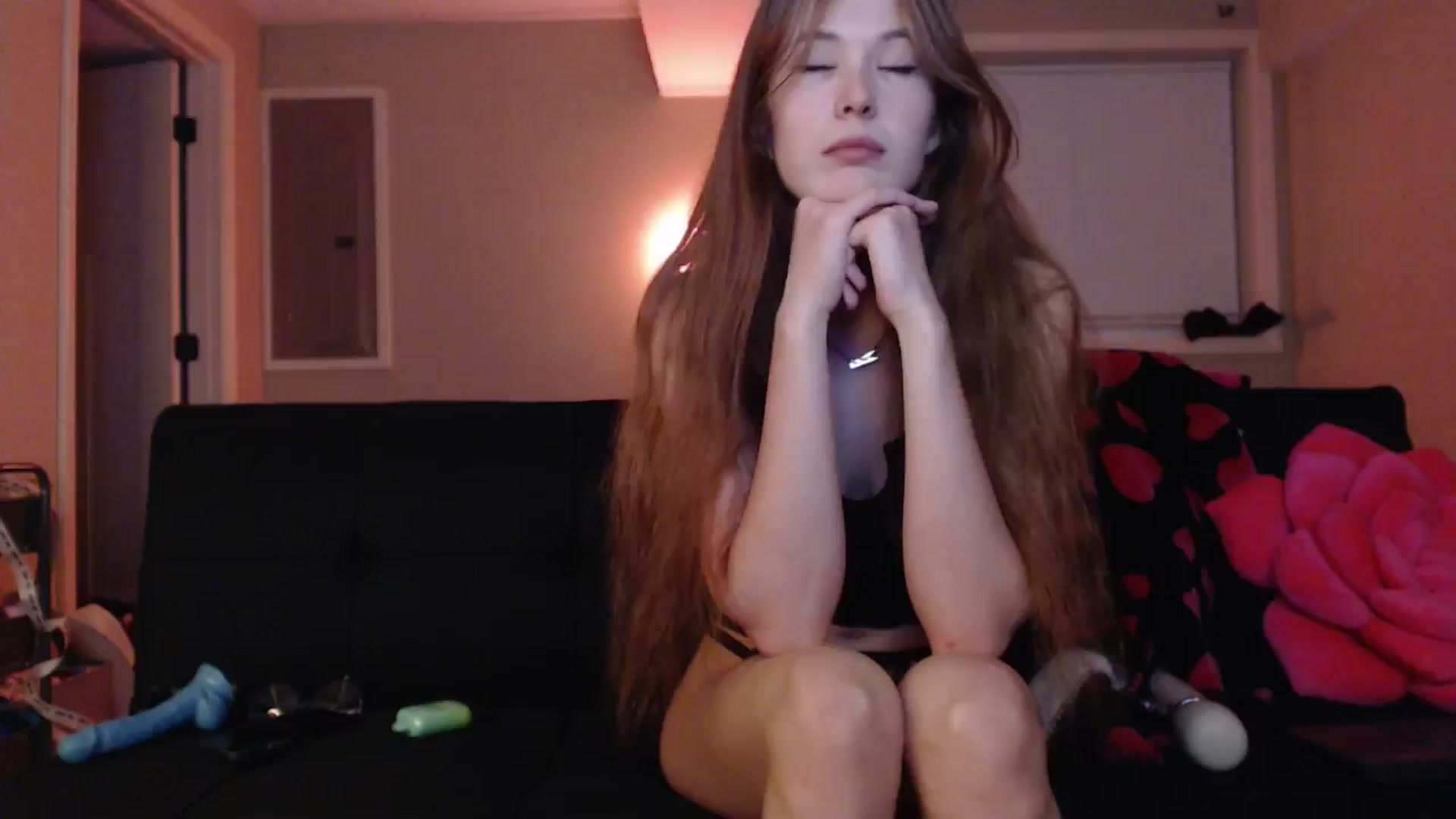 Gallery image thumbnail from AnnaGingerDD's myfreecams stream on, 05/09/2024, 10:01 image 3 of 20