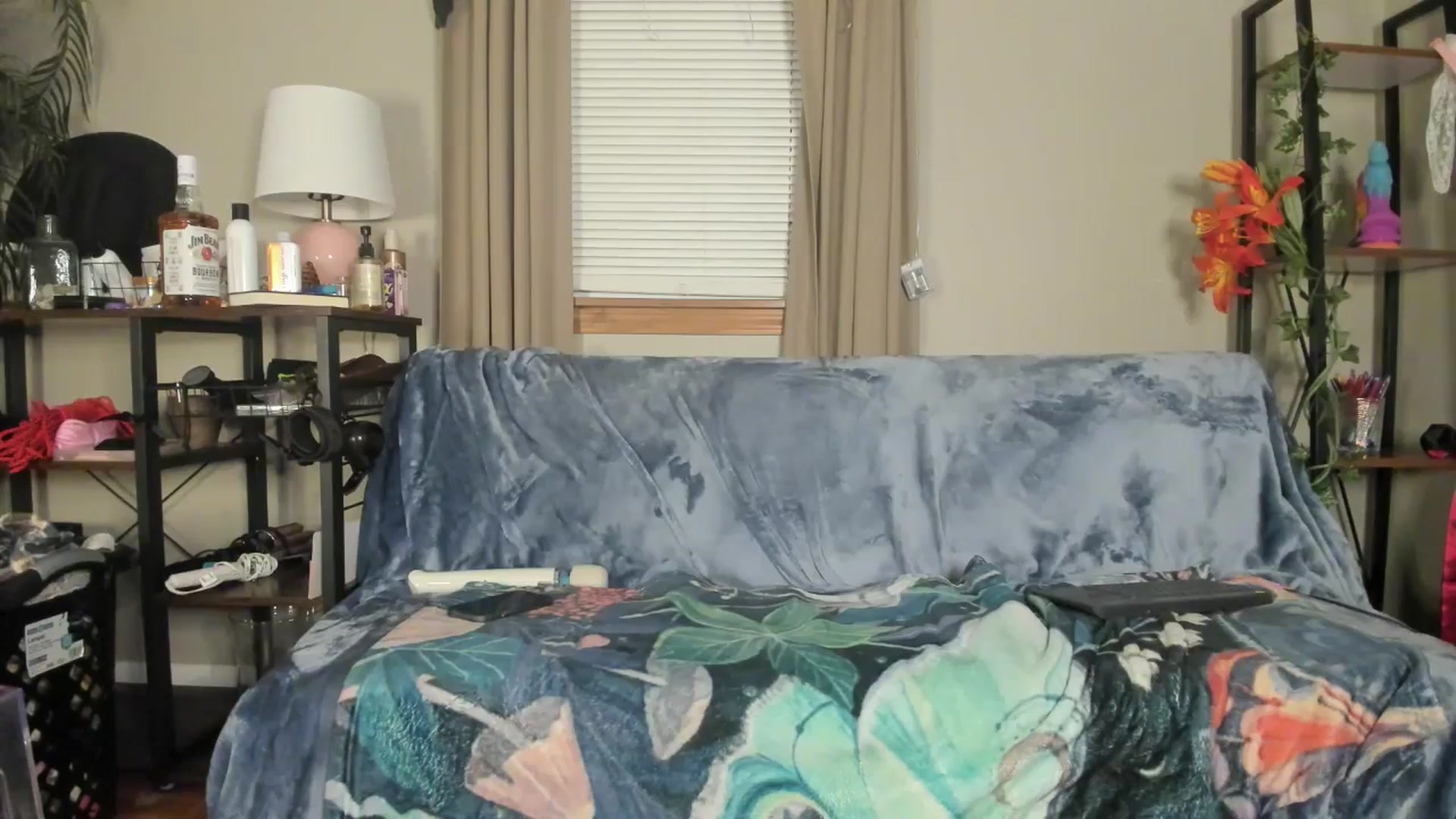 Gallery image thumbnail from AnnaGingerDD's myfreecams stream on, 03/30/2025, 11:14 image 3 of 20