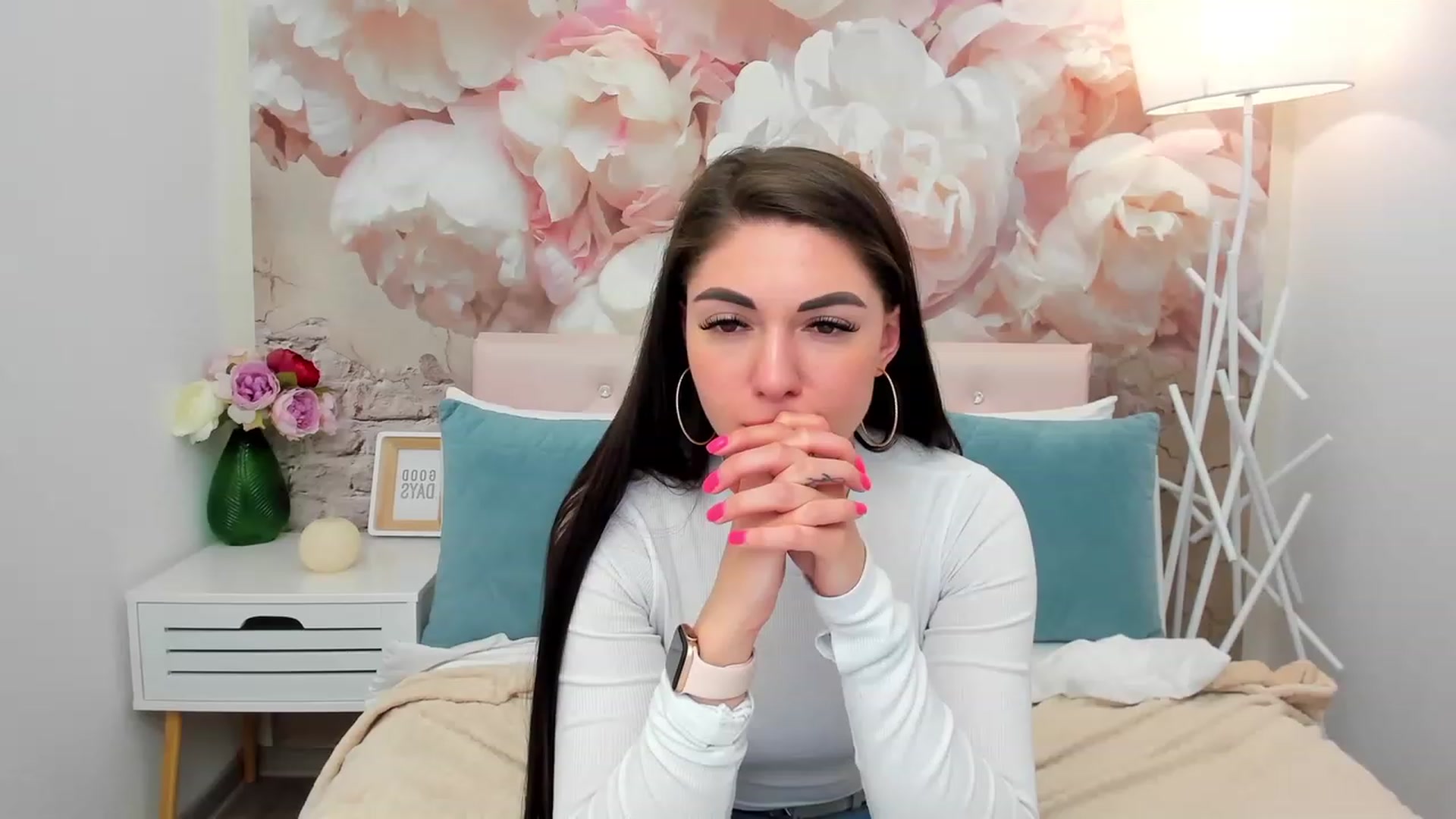 Gallery image thumbnail from AnnaHix's myfreecams stream on, 05/13/2023, 17:33 image 17 of 20