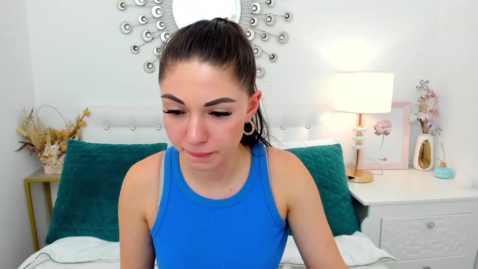 Gallery image thumbnail from AnnaHix's myfreecams stream on, 05/14/2023, 16:05 image 20 of 20