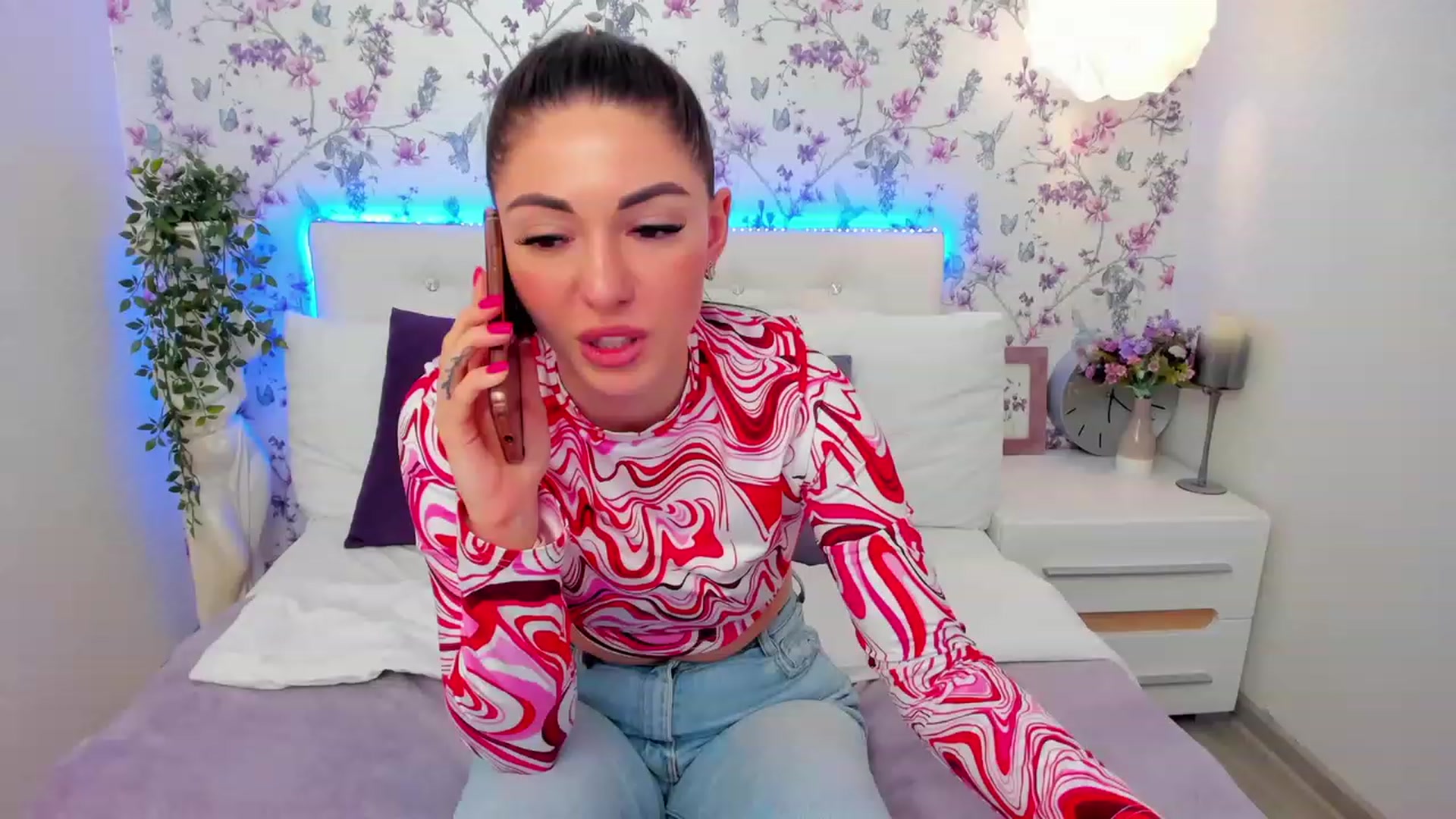 Gallery image thumbnail from AnnaHix's myfreecams stream on, 05/16/2023, 11:26 image 2 of 20
