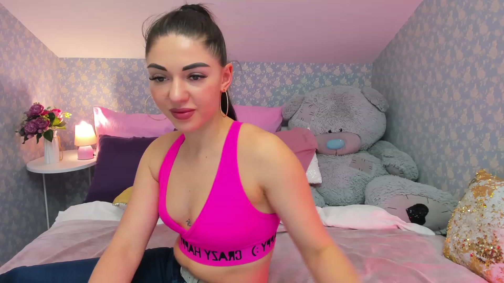 Gallery image thumbnail from AnnaHix's myfreecams stream on, 05/18/2023, 17:07 image 5 of 20