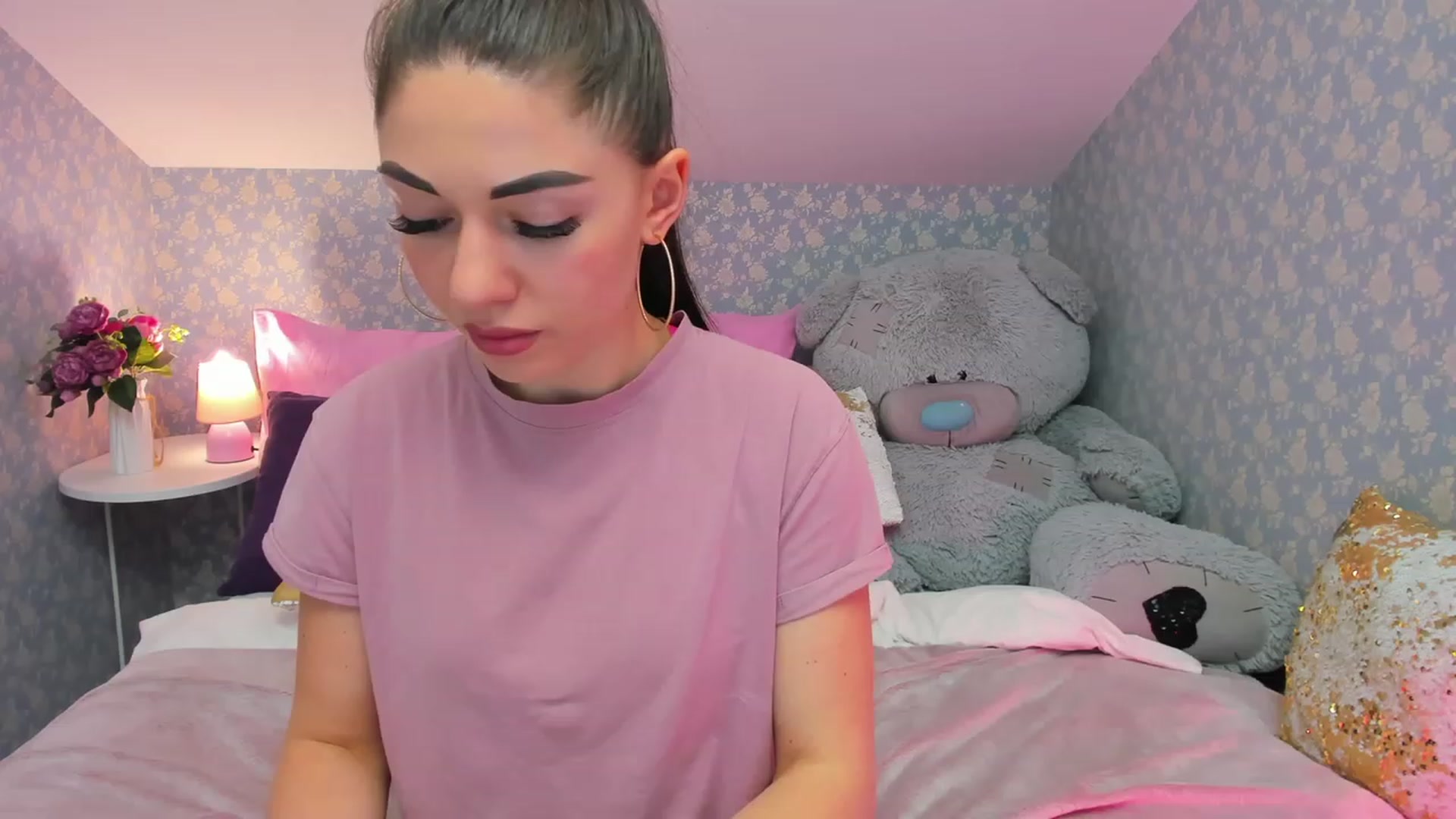 Gallery image thumbnail from AnnaHix's myfreecams stream on, 05/18/2023, 18:52 image 11 of 20