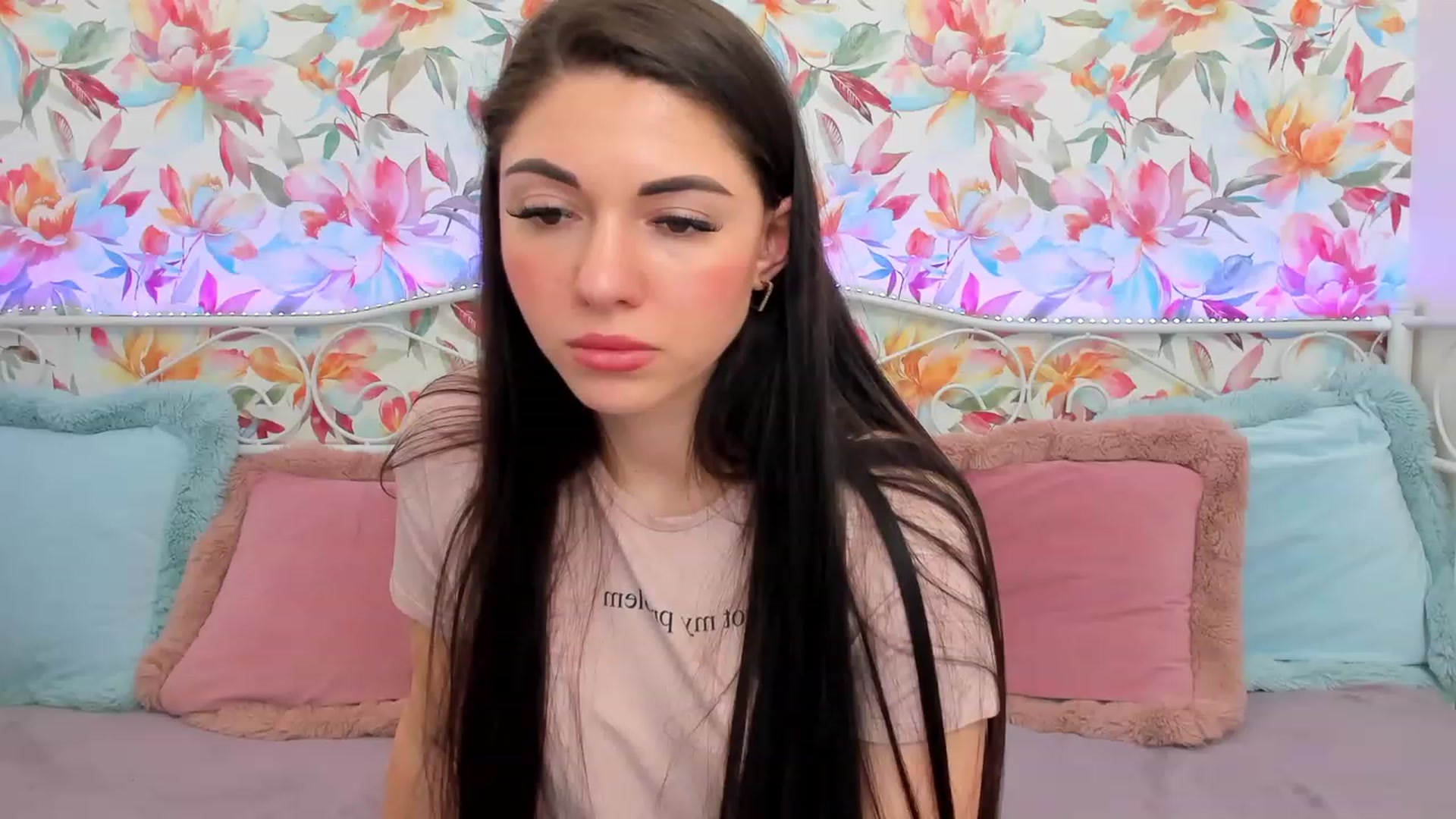 Gallery image thumbnail from AnnaHix's myfreecams stream on, 05/19/2023, 12:20 image 20 of 20