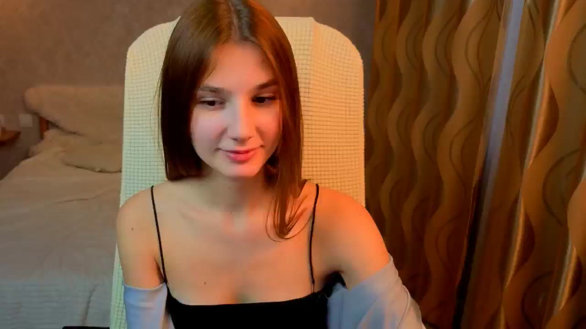 Gallery image thumbnail from AnnaHoney's myfreecams stream on, 11/27/2025, 07:15 image 17 of 20