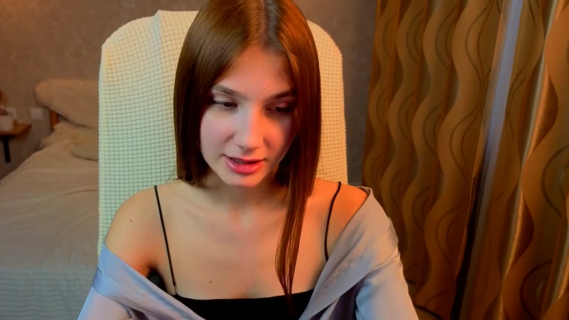 Gallery image thumbnail from AnnaHoney's myfreecams stream on, 11/27/2025, 07:15 image 5 of 20