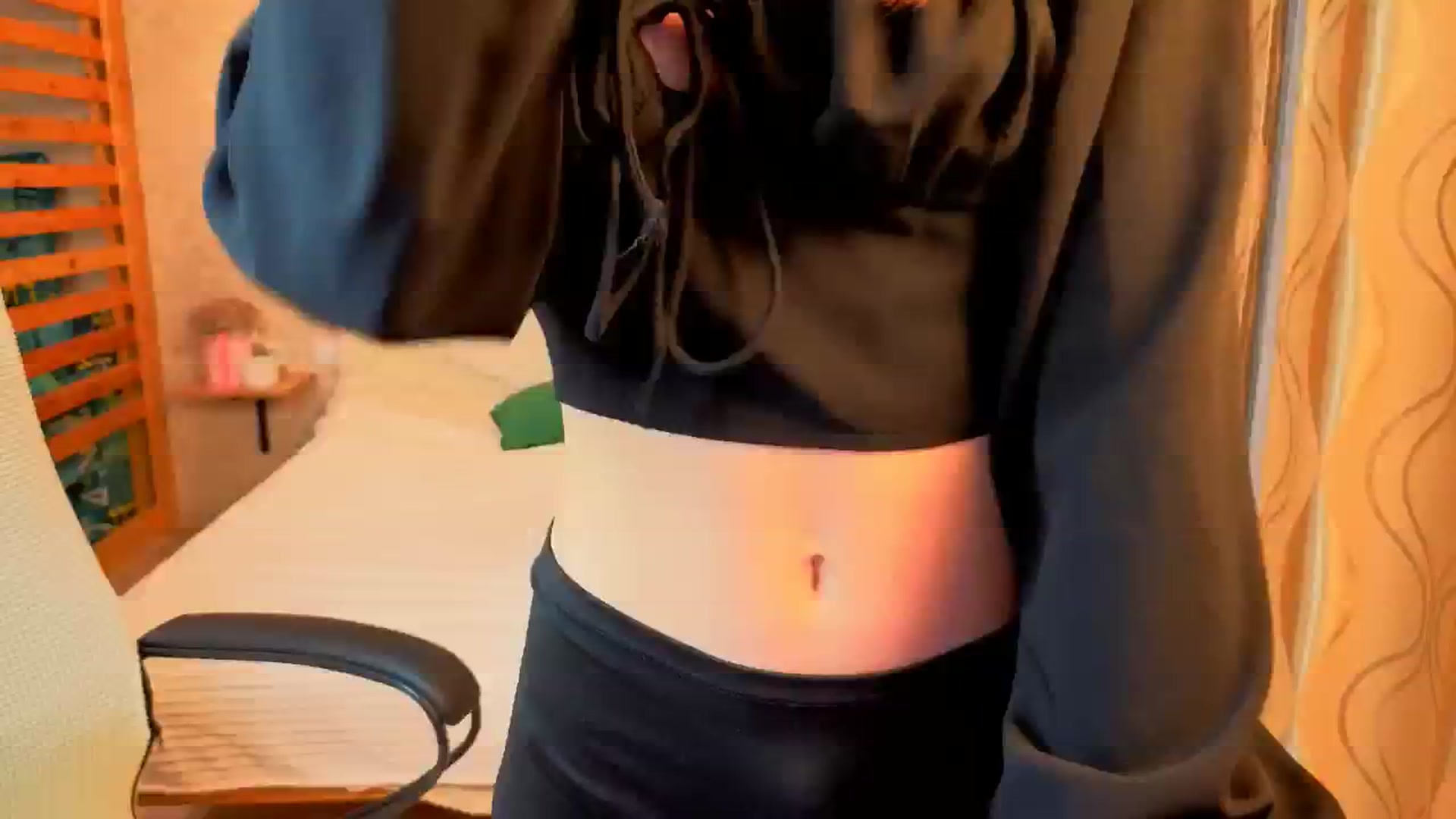 Gallery image thumbnail from AnnaHoney's myfreecams stream on, 11/28/2025, 02:10 image 11 of 20