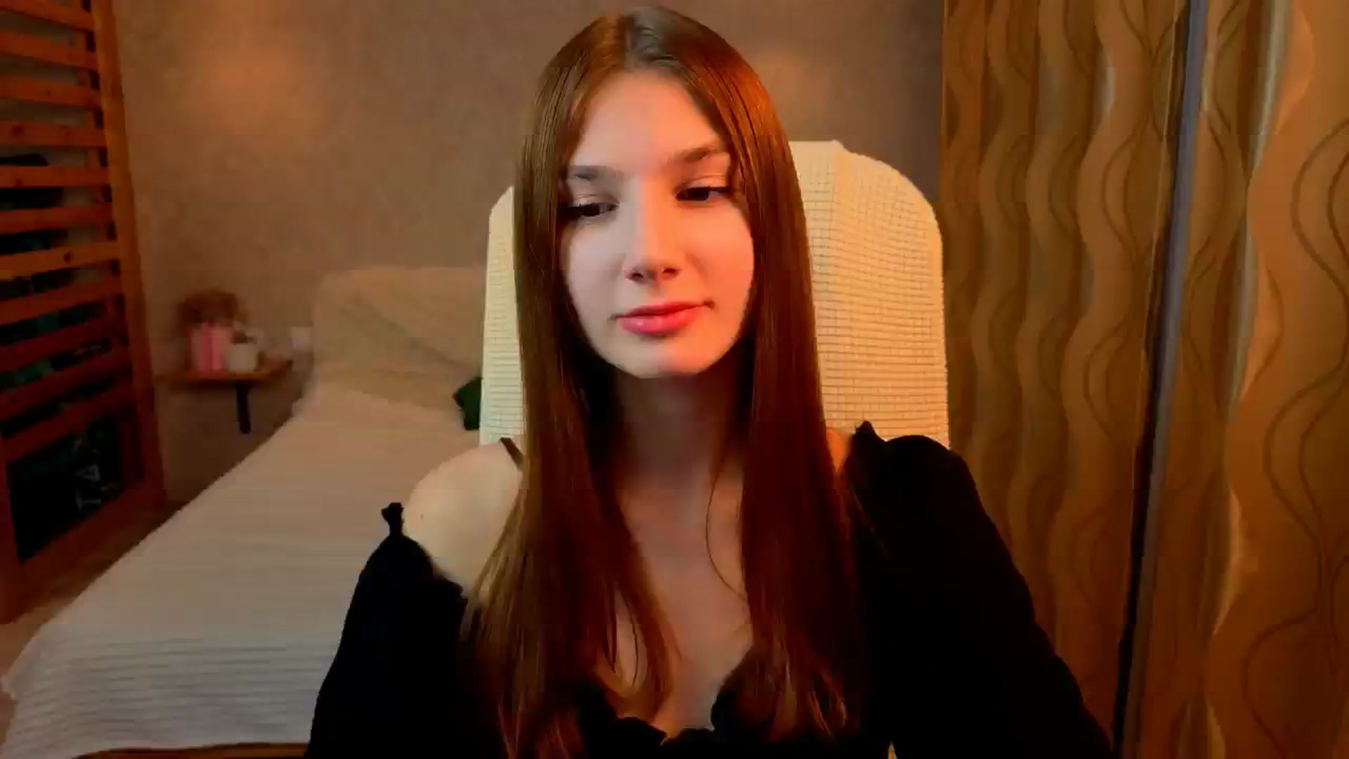 Gallery image thumbnail from AnnaHoney's myfreecams stream on, 11/28/2025, 02:20 image 17 of 20