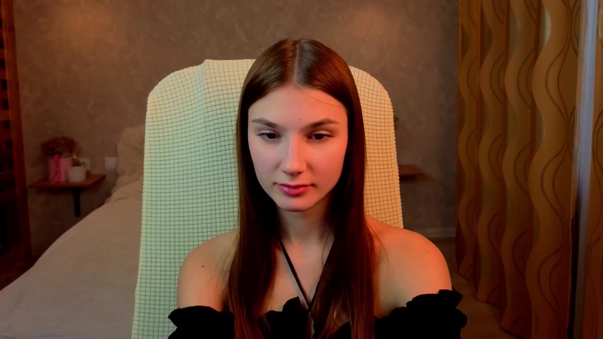 Gallery image thumbnail from AnnaHoney's myfreecams stream on, 11/28/2025, 05:59 image 11 of 20