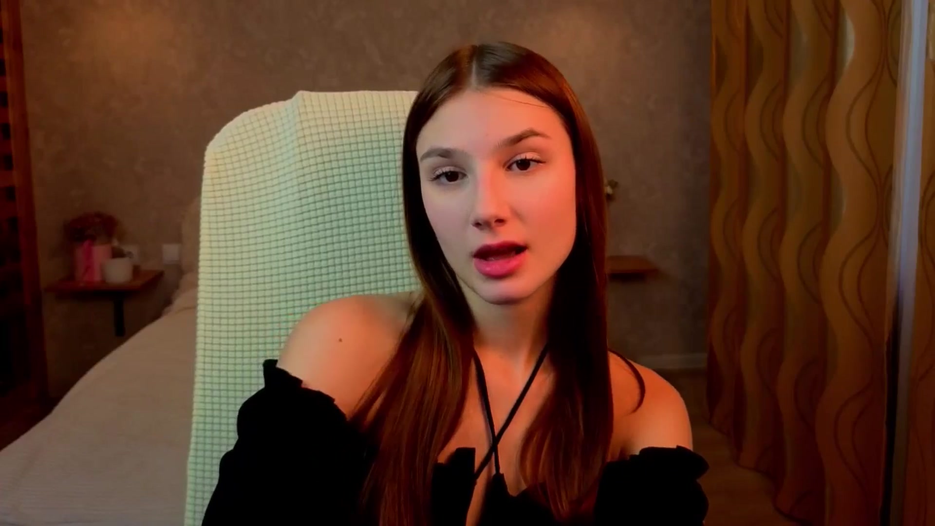 Gallery image thumbnail from AnnaHoney's myfreecams stream on, 11/28/2025, 05:59 image 7 of 20