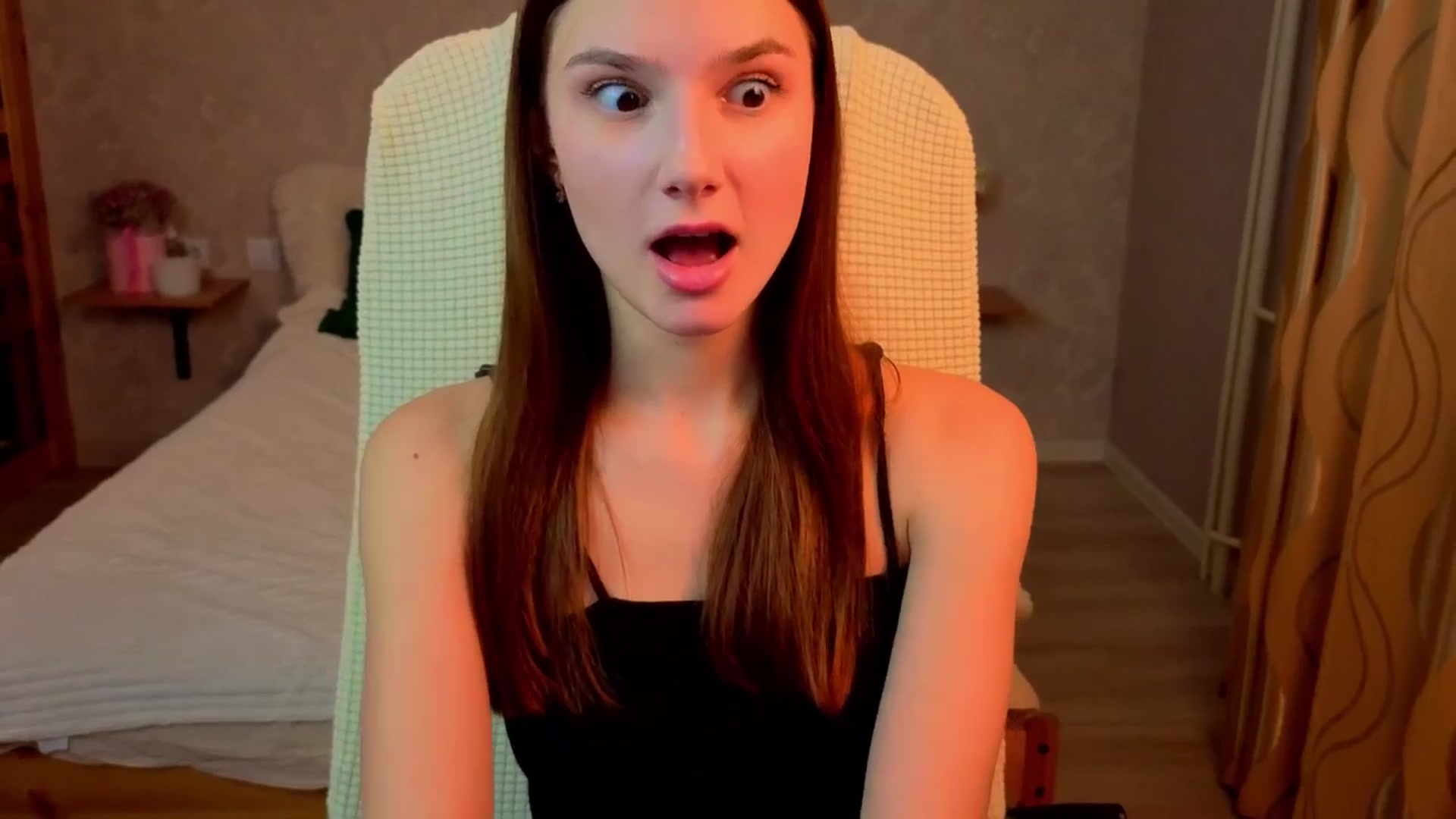 Gallery image thumbnail from AnnaHoney's myfreecams stream on, 11/30/2025, 09:12 image 4 of 20