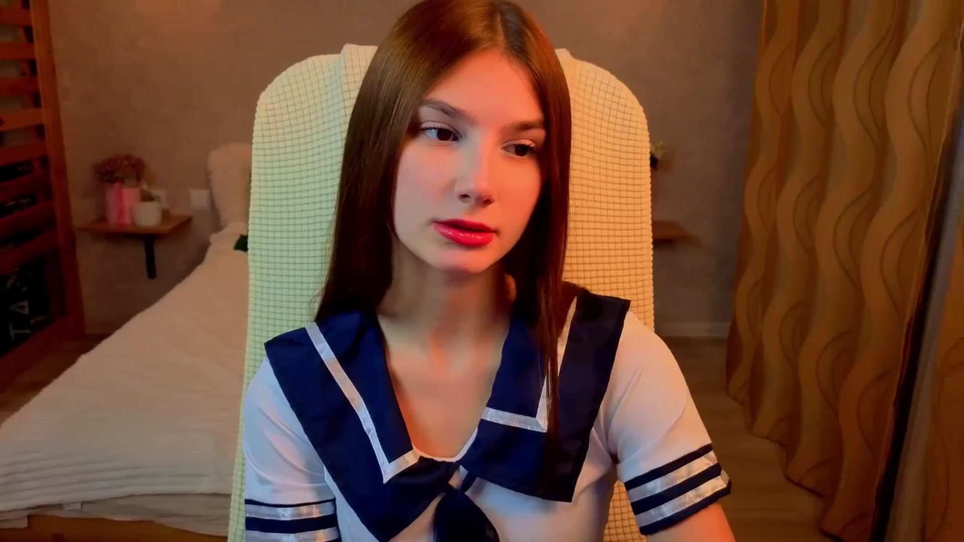 Gallery image thumbnail from AnnaHoney's myfreecams stream on, 12/01/2025, 03:31 image 5 of 20