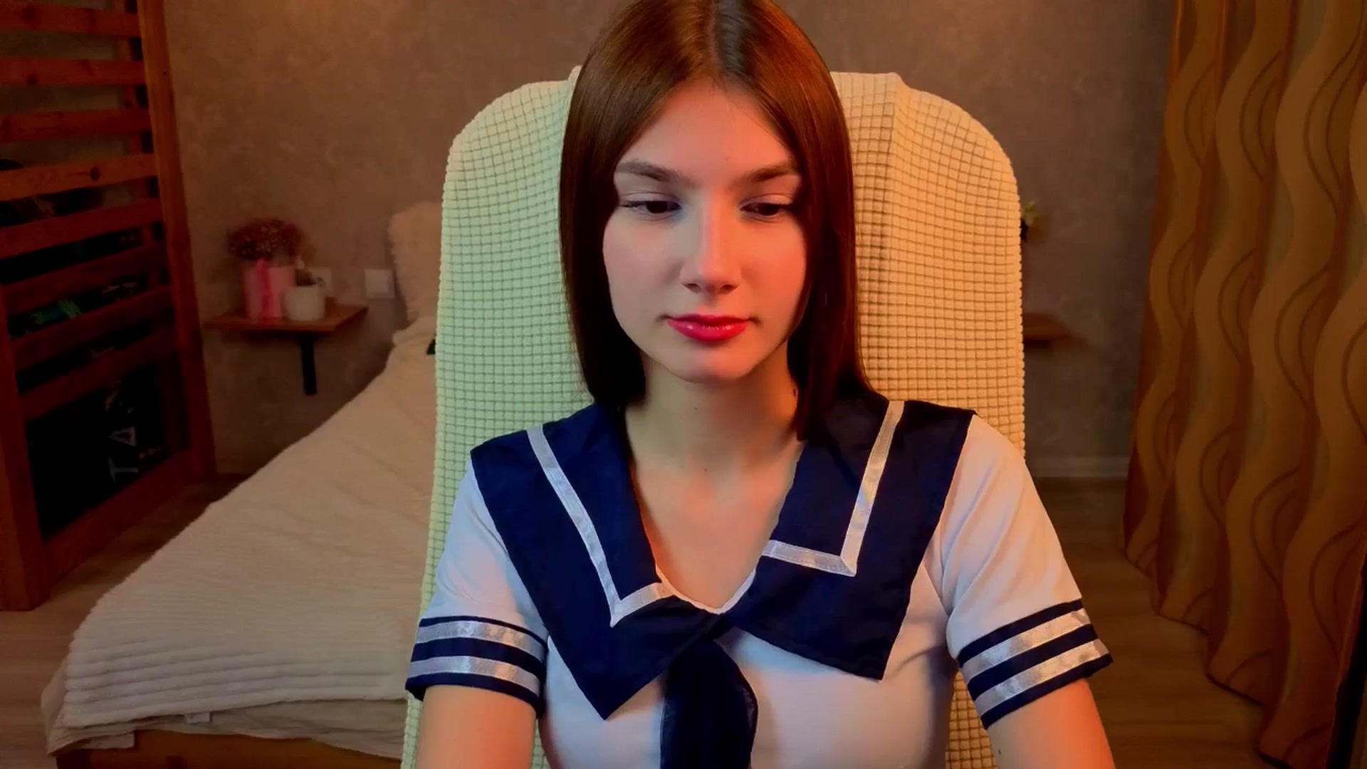 Gallery image thumbnail from AnnaHoney's myfreecams stream on, 12/01/2025, 03:31 image 6 of 20