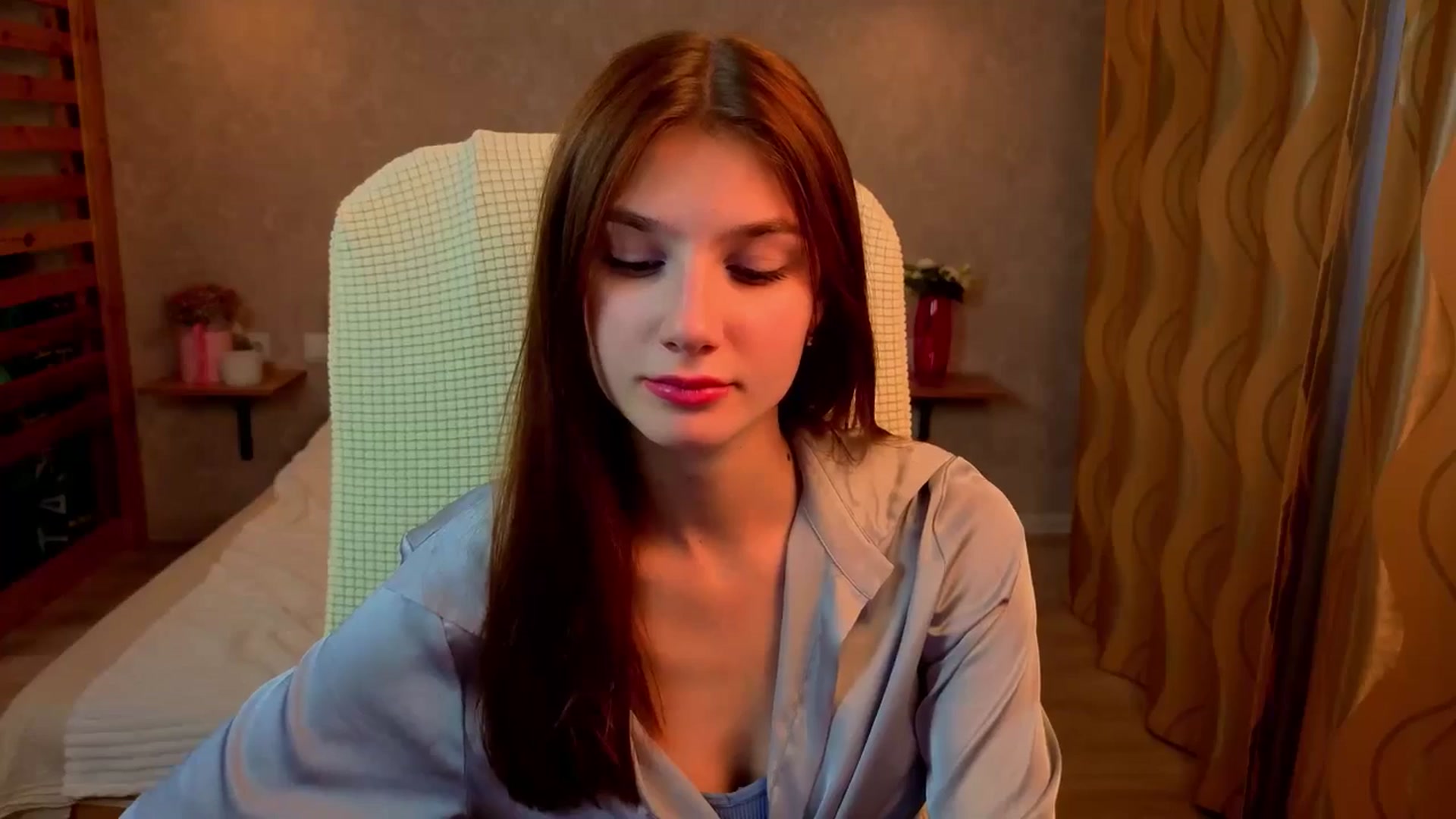 Gallery image thumbnail from AnnaHoney's myfreecams stream on, 12/01/2025, 08:10 image 12 of 20