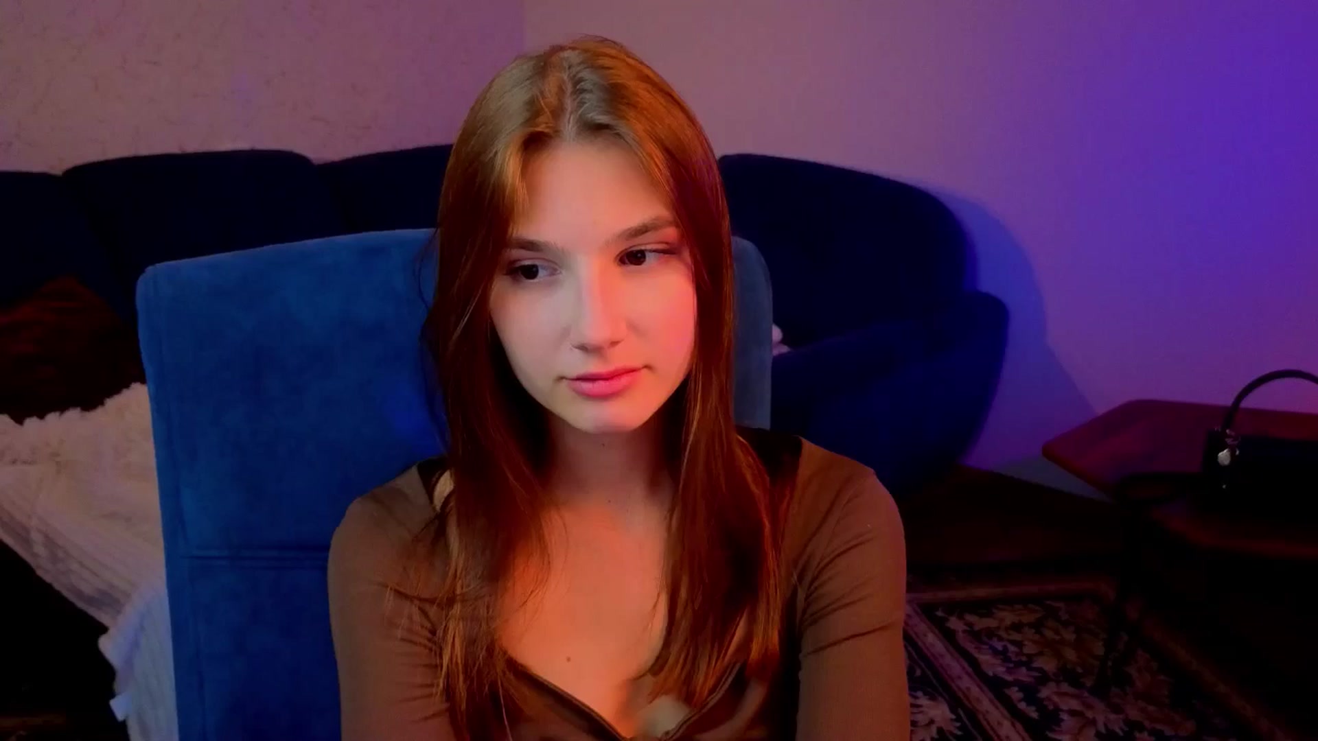 Gallery image thumbnail from AnnaHoney's myfreecams stream on, 12/20/2025, 07:41 image 3 of 20