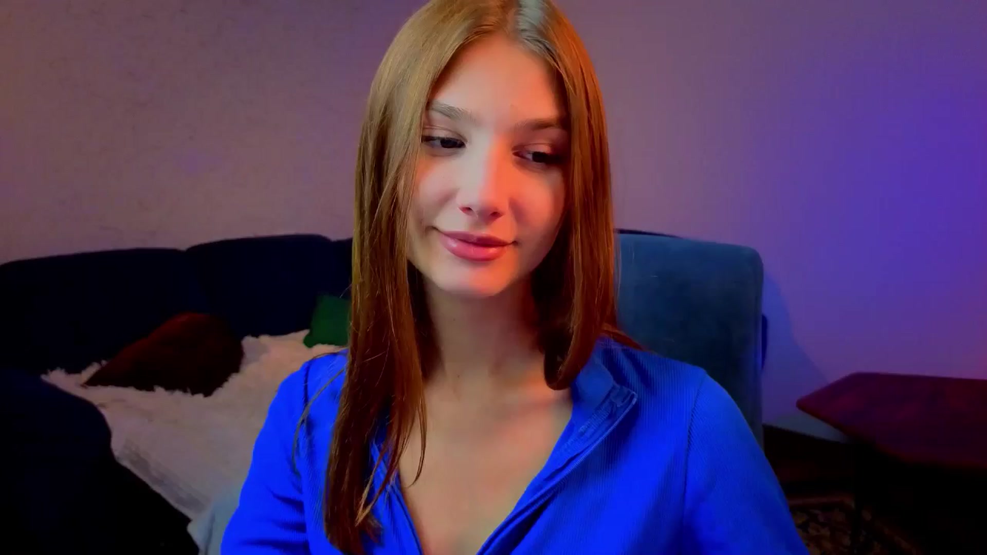 Gallery image thumbnail from AnnaHoney's myfreecams stream on, 12/22/2025, 03:53 image 18 of 20