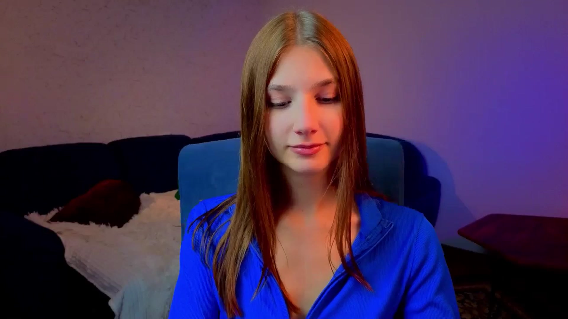 Gallery image thumbnail from AnnaHoney's myfreecams stream on, 12/22/2025, 03:53 image 11 of 20