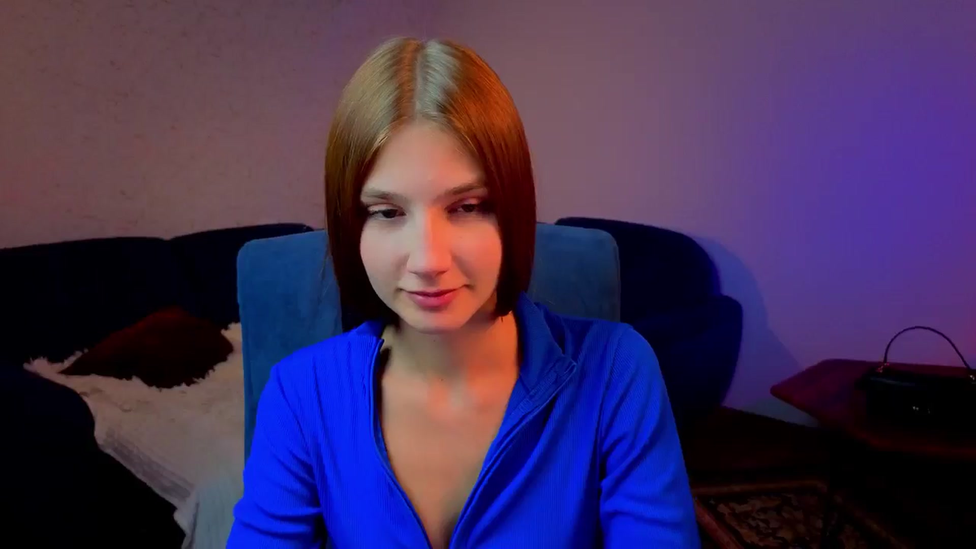 Gallery image thumbnail from AnnaHoney's myfreecams stream on, 12/22/2025, 05:23 image 13 of 20