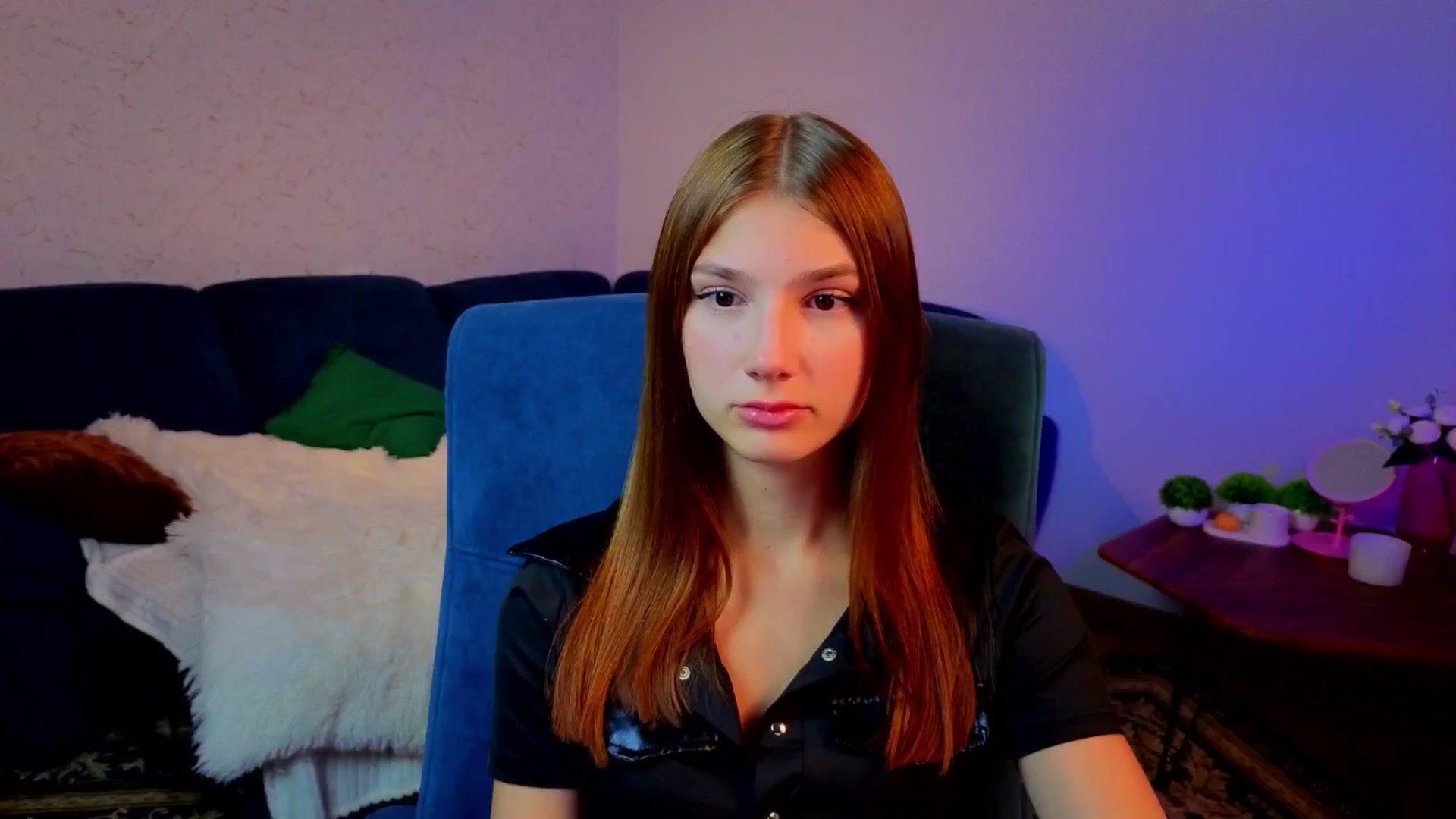Gallery image thumbnail from AnnaHoney's myfreecams stream on, 12/26/2025, 03:27 image 1 of 20