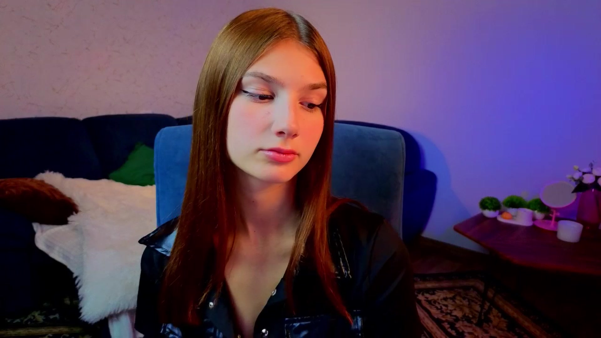 Gallery image thumbnail from AnnaHoney's myfreecams stream on, 12/26/2025, 03:27 image 12 of 20