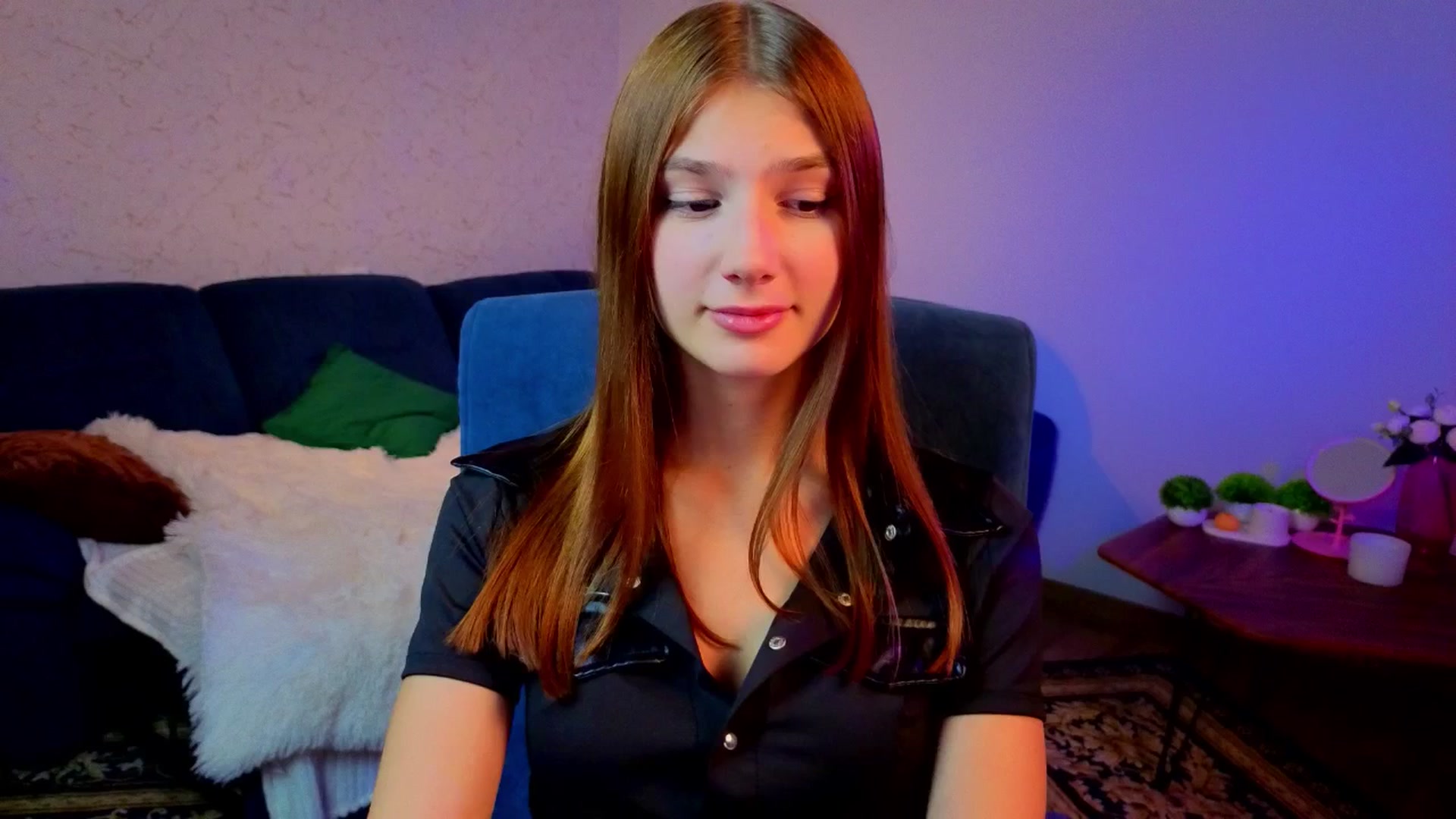 Gallery image thumbnail from AnnaHoney's myfreecams stream on, 12/26/2025, 03:27 image 18 of 20