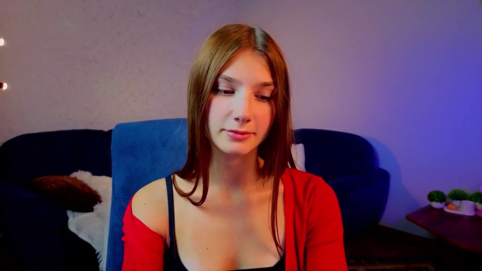 Gallery image thumbnail from AnnaHoney's myfreecams stream on, 12/26/2025, 03:58 image 14 of 20
