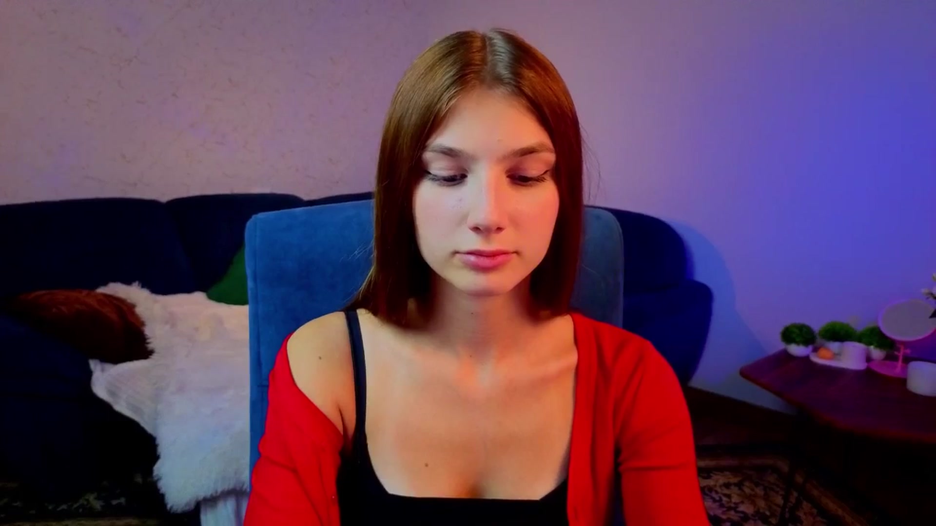 Gallery image thumbnail from AnnaHoney's myfreecams stream on, 12/26/2025, 04:59 image 2 of 20