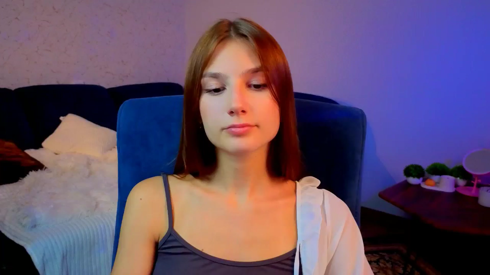 Gallery image thumbnail from AnnaHoney's myfreecams stream on, 12/27/2025, 08:10 image 15 of 20