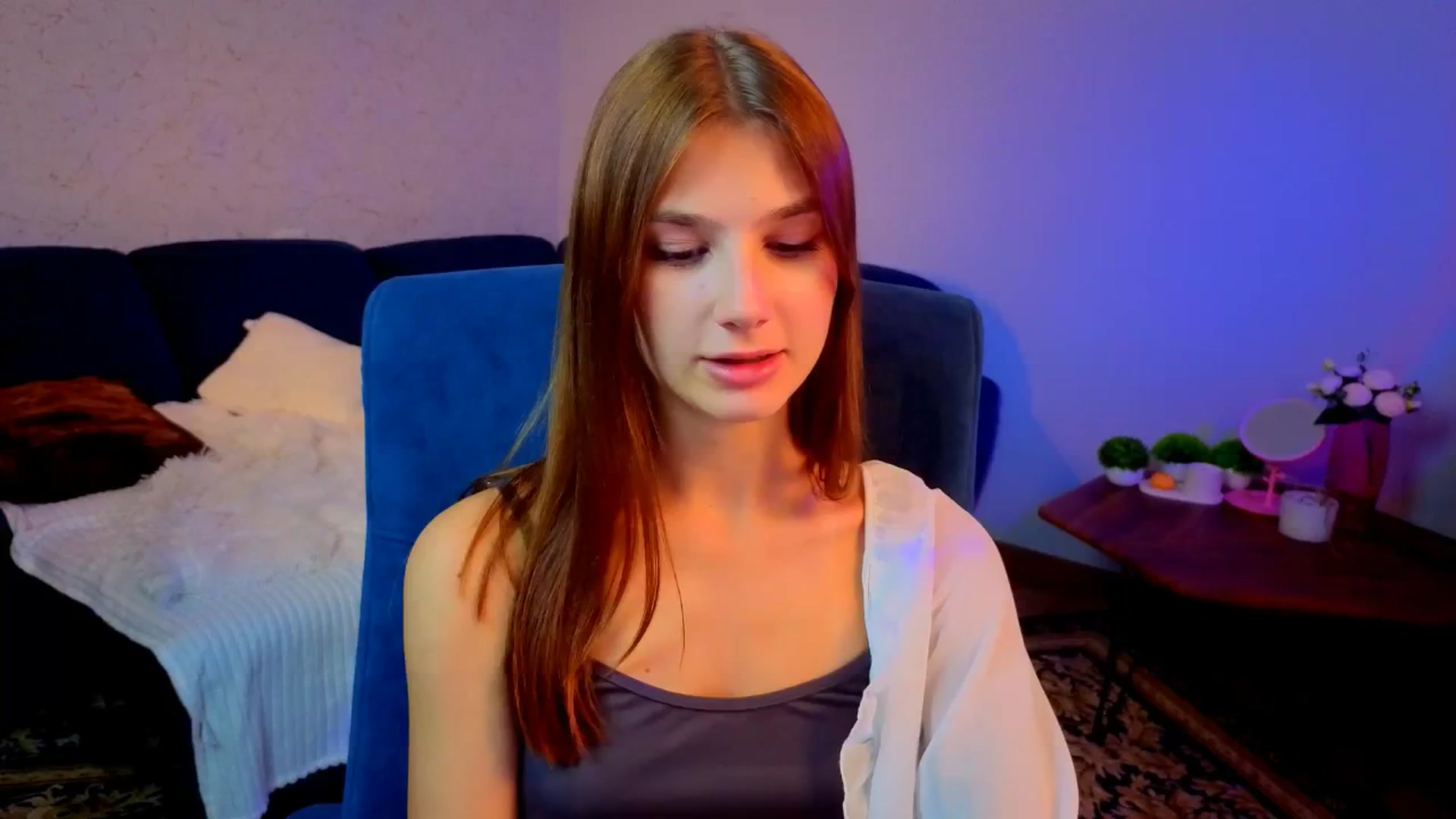 Gallery image thumbnail from AnnaHoney's myfreecams stream on, 12/27/2025, 08:10 image 16 of 20