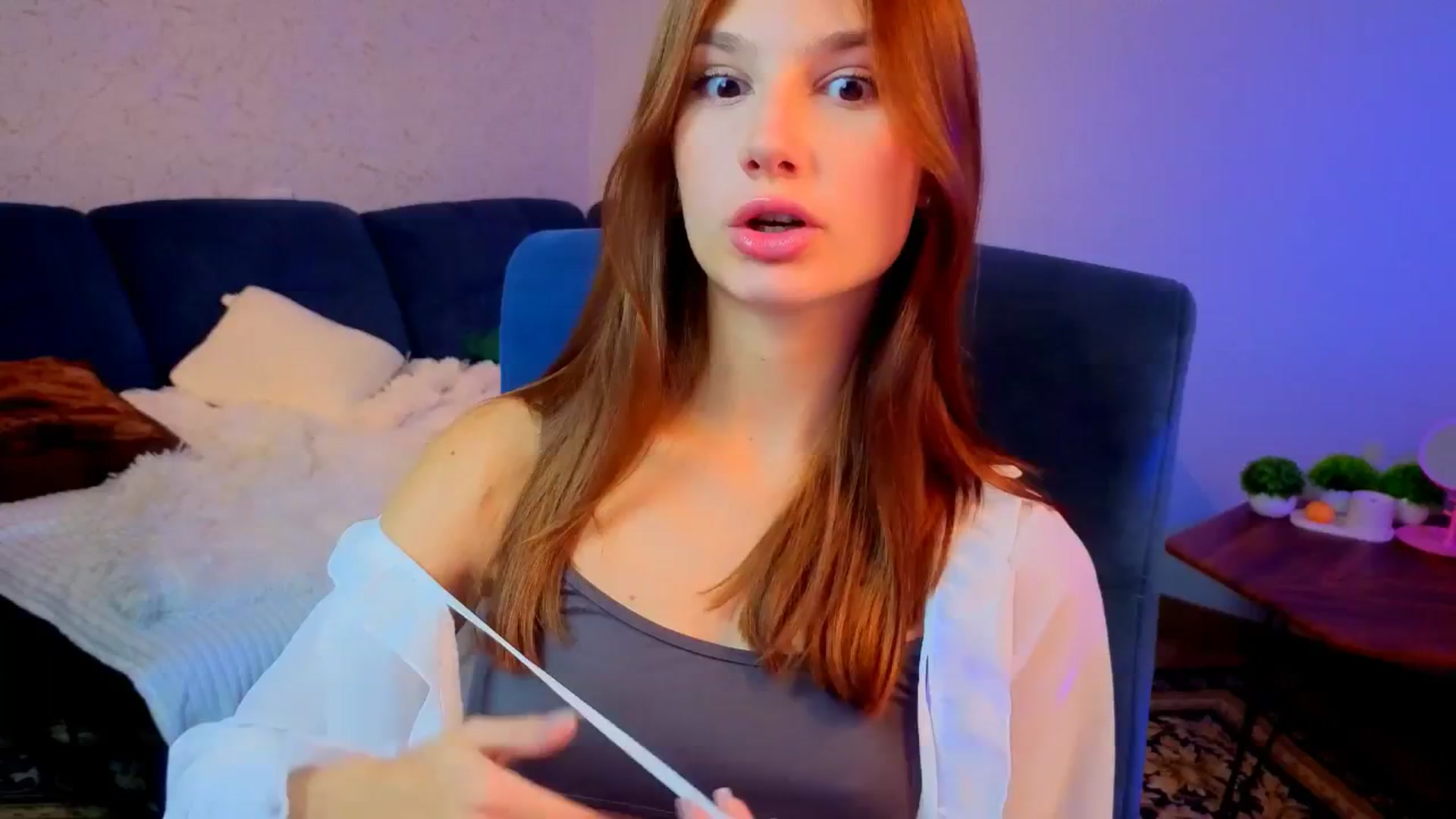Gallery image thumbnail from AnnaHoney's myfreecams stream on, 12/27/2025, 08:10 image 2 of 20