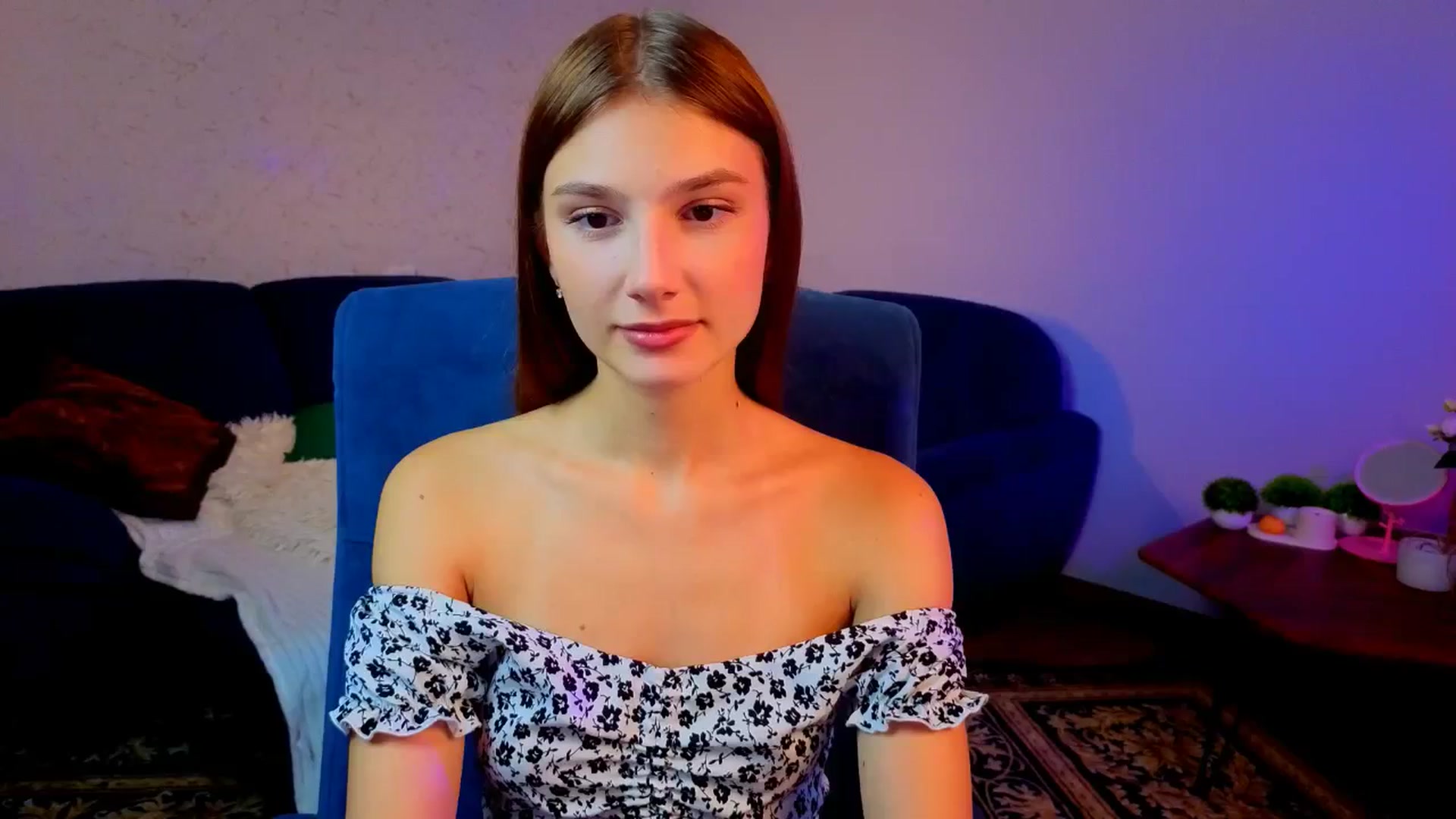 Gallery image thumbnail from AnnaHoney's myfreecams stream on, 12/28/2025, 07:11 image 16 of 20