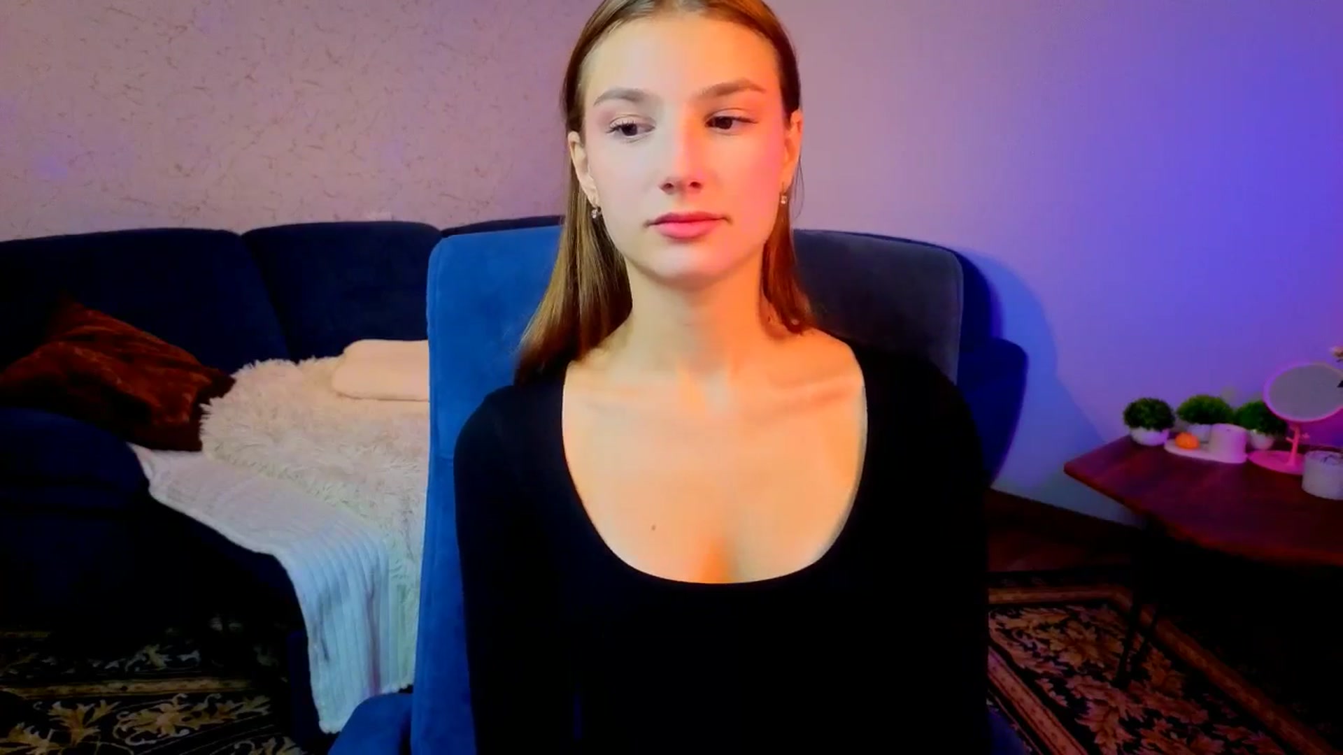 Gallery image thumbnail from AnnaHoney's myfreecams stream on, 12/30/2025, 03:10 image 6 of 20