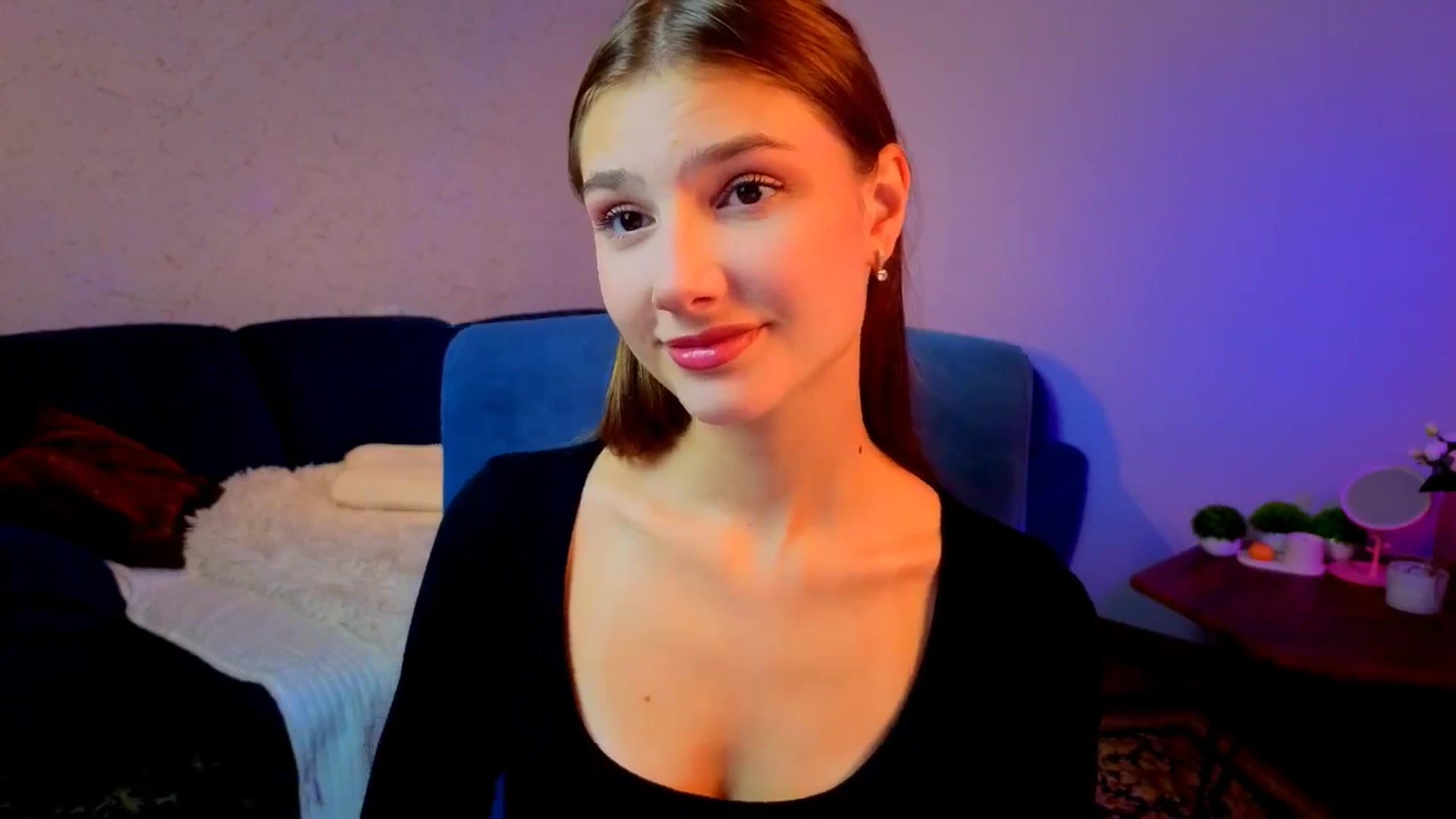 Gallery image thumbnail from AnnaHoney's myfreecams stream on, 12/30/2025, 03:10 image 17 of 20