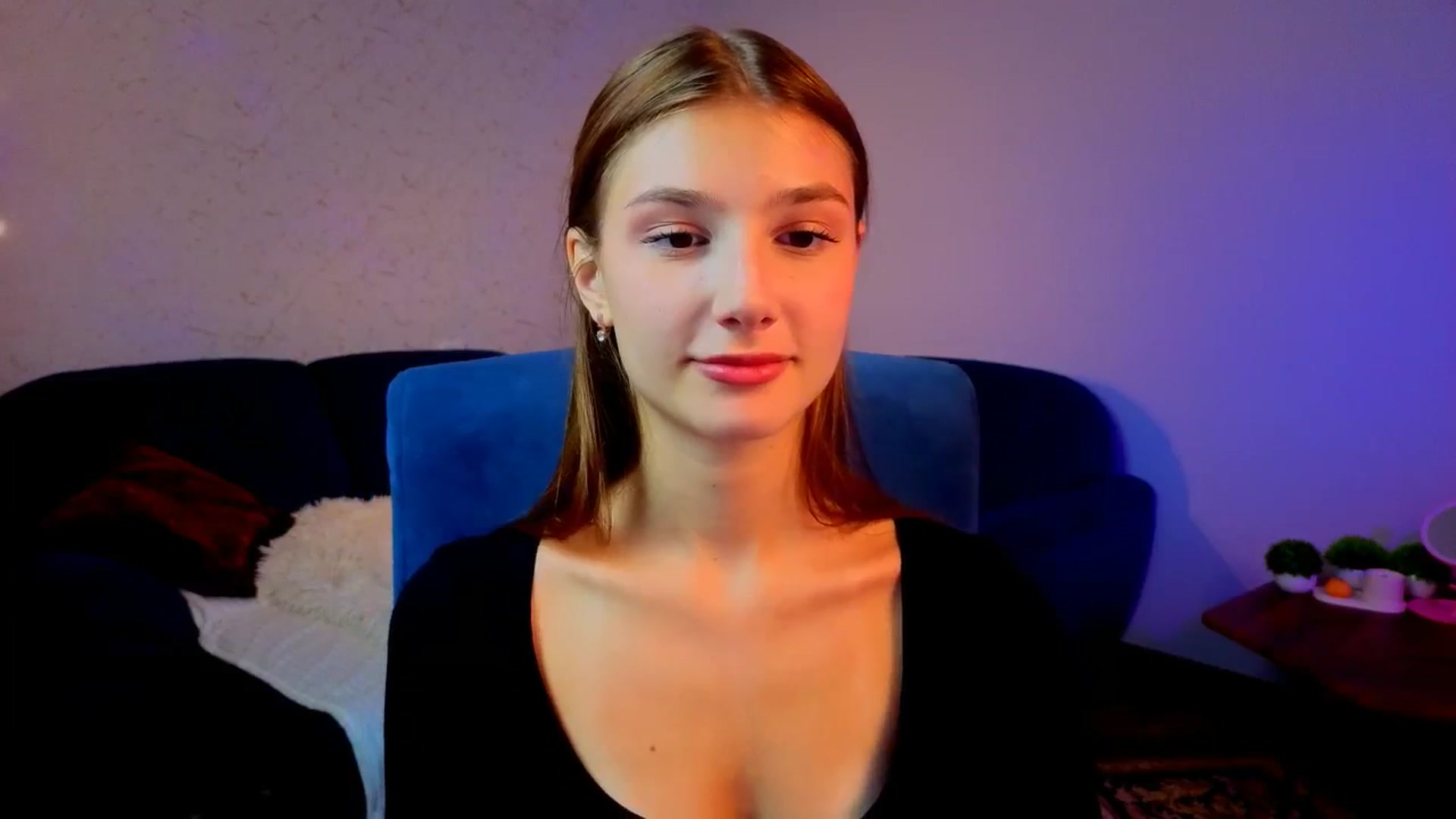 Gallery image thumbnail from AnnaHoney's myfreecams stream on, 12/30/2025, 04:36 image 10 of 20